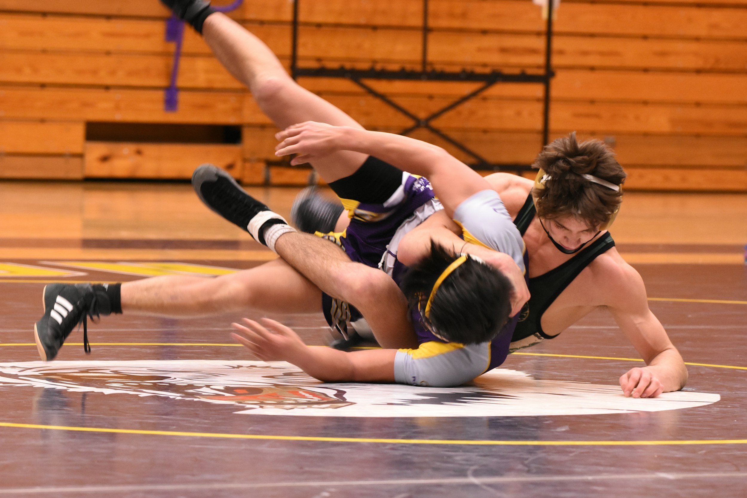 Girls Wresting at East Ridge
