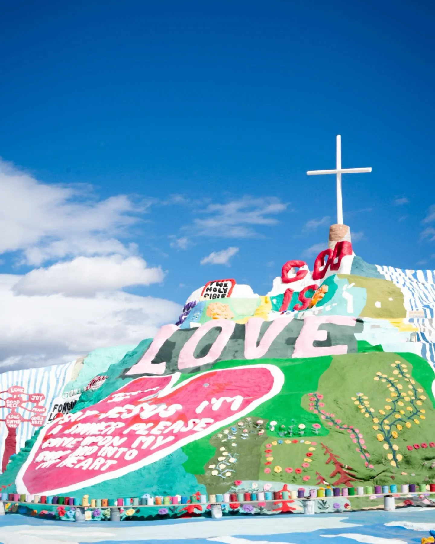 Salvation Mountain, Slab City
Niland, California
~ 
One of the most spectacular demonstrations of one man&rsquo;s determination and devotion.
~
📸 by @ki__________mu 
on his USA TOUR, Project: A Common Practise