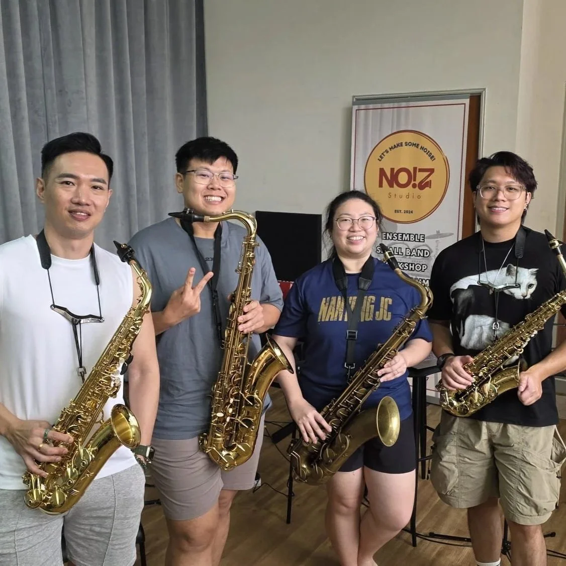 OverBlow Saxophone Ensemble is a saxophone ensemble blending groove, expressive melodies, and tight harmonies. Drawing from jazz, pop, funk, and soul, they showcase the instrument’s versatility through familiar tunes and fresh arrangements, deliverin