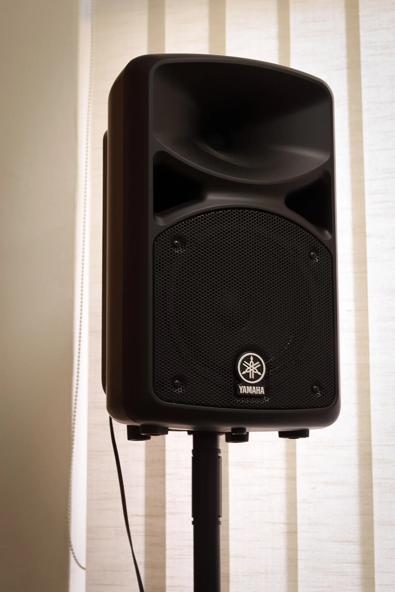 YAMAHA STAGEPAS 400BT Speaker