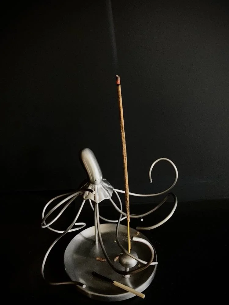 Incense holder 1.jpg