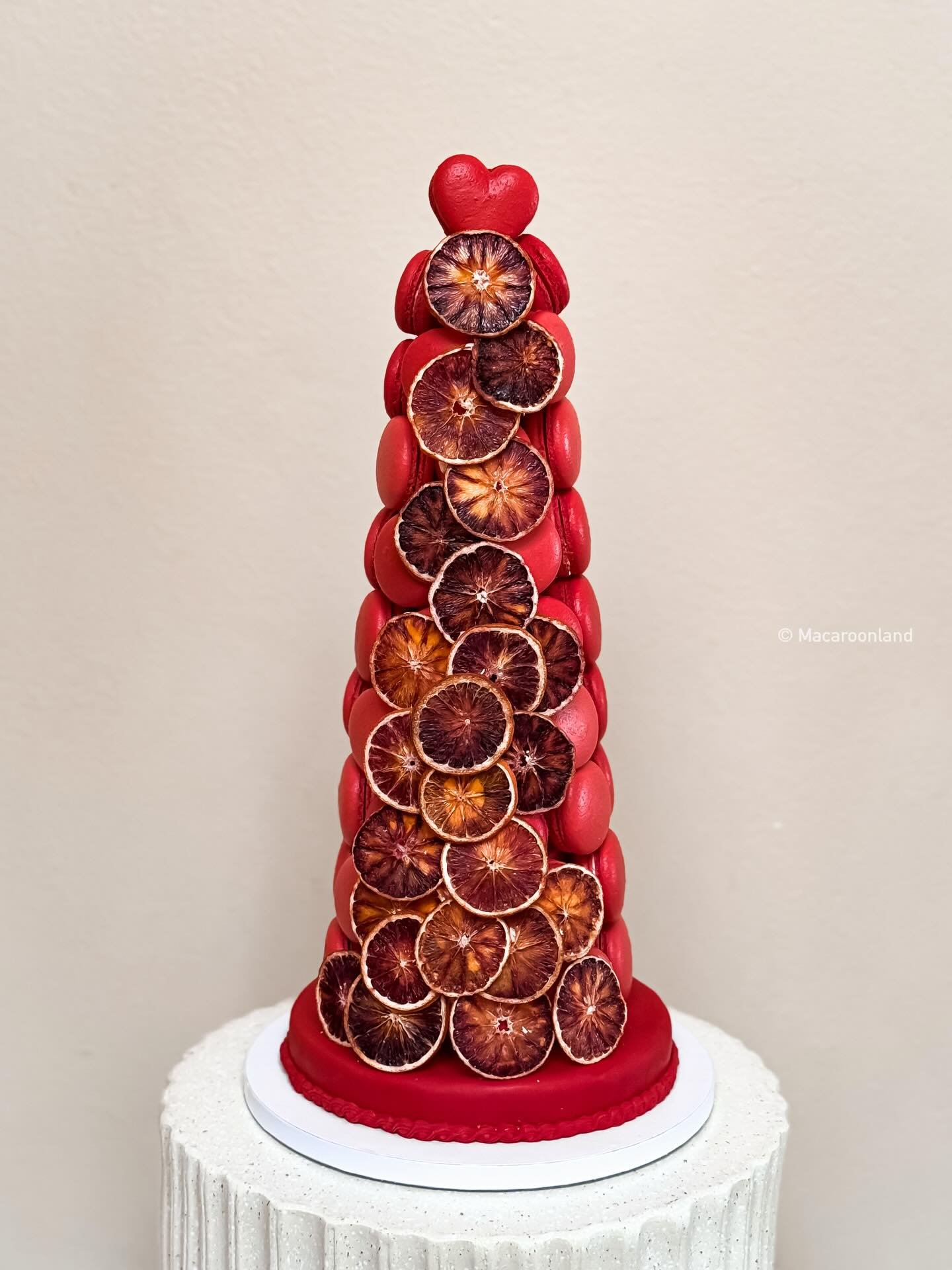 15&rdquo; macaron tower❤️

.
.
.
.
.
.
.
#macarons #macaron #macarontower