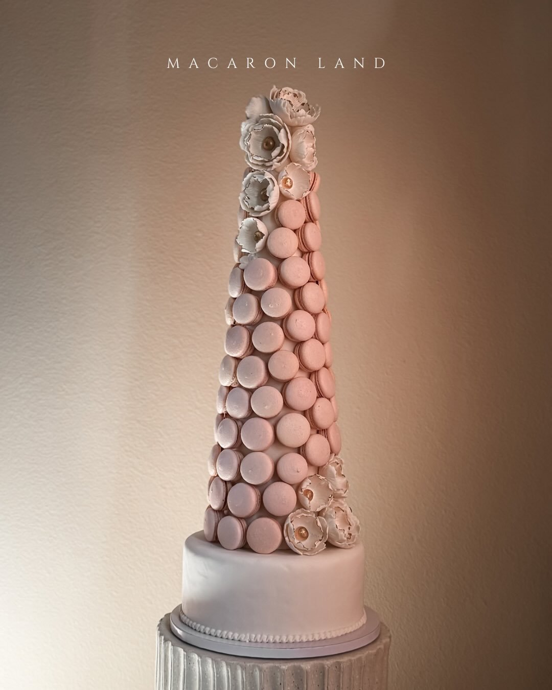 23&rdquo; macaron tower with base🤍💕