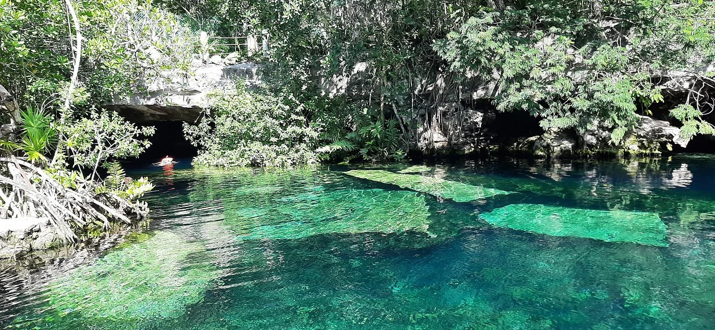 kristallklares-wasser.jpg