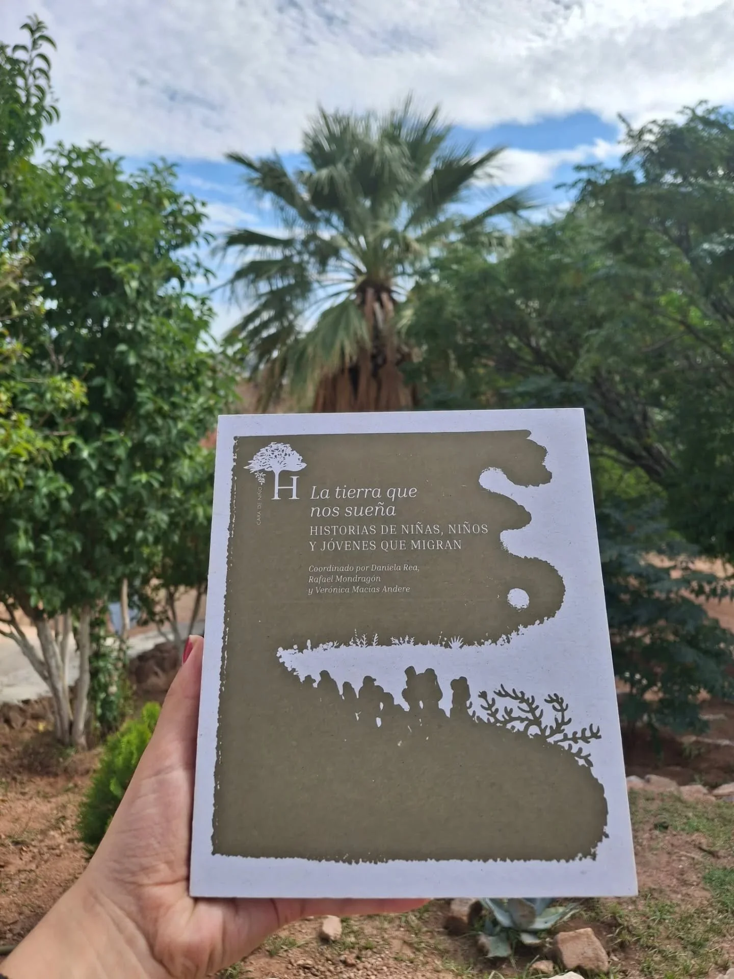 ✨ Nuestros ni&ntilde;os son los protagonistas ✨

Vivimos una hermosa jornada con el lanzamiento del libro &quot;la tierra que nos sue&ntilde;a&quot; 📖 donde las voces, recorridos y experiencias de nuestros ni&ntilde;os cobraron vida. 🌈💫

Agradecem