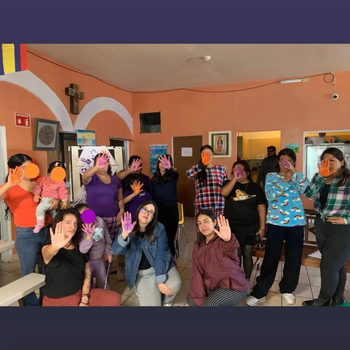 Conmemoramos y estamos presentes 🧡💜

Ayer como 25N estuvimos presentes en la segunda feria naranja con @gobiernodenogales donde aprendimos sobre la violencia vicaria a trav&eacute;s de las profesiones de psicolog&iacute;a y derecho.

Pero tambi&eac