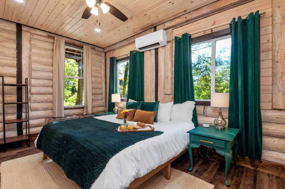 sparrow grove bedroom1-luxury.png