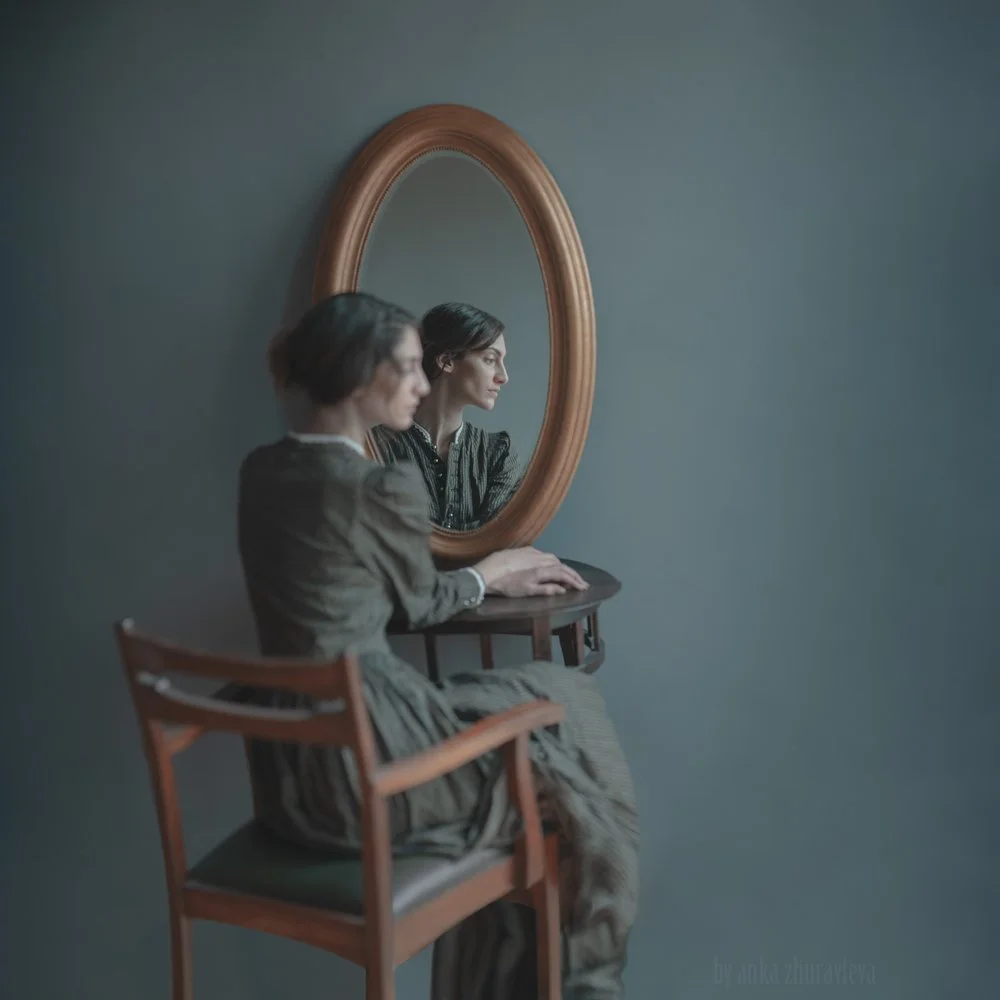 francisca_chair_color_corr_sm.jpg