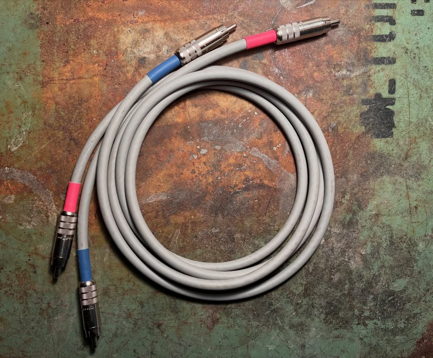 We&rsquo;re making a small run of RCA interconnect and 1/4&rdquo; guitar cables. Various colors and cable brands available. Switchcraft plugs and good quality cable. Some classic DIYer recipes.