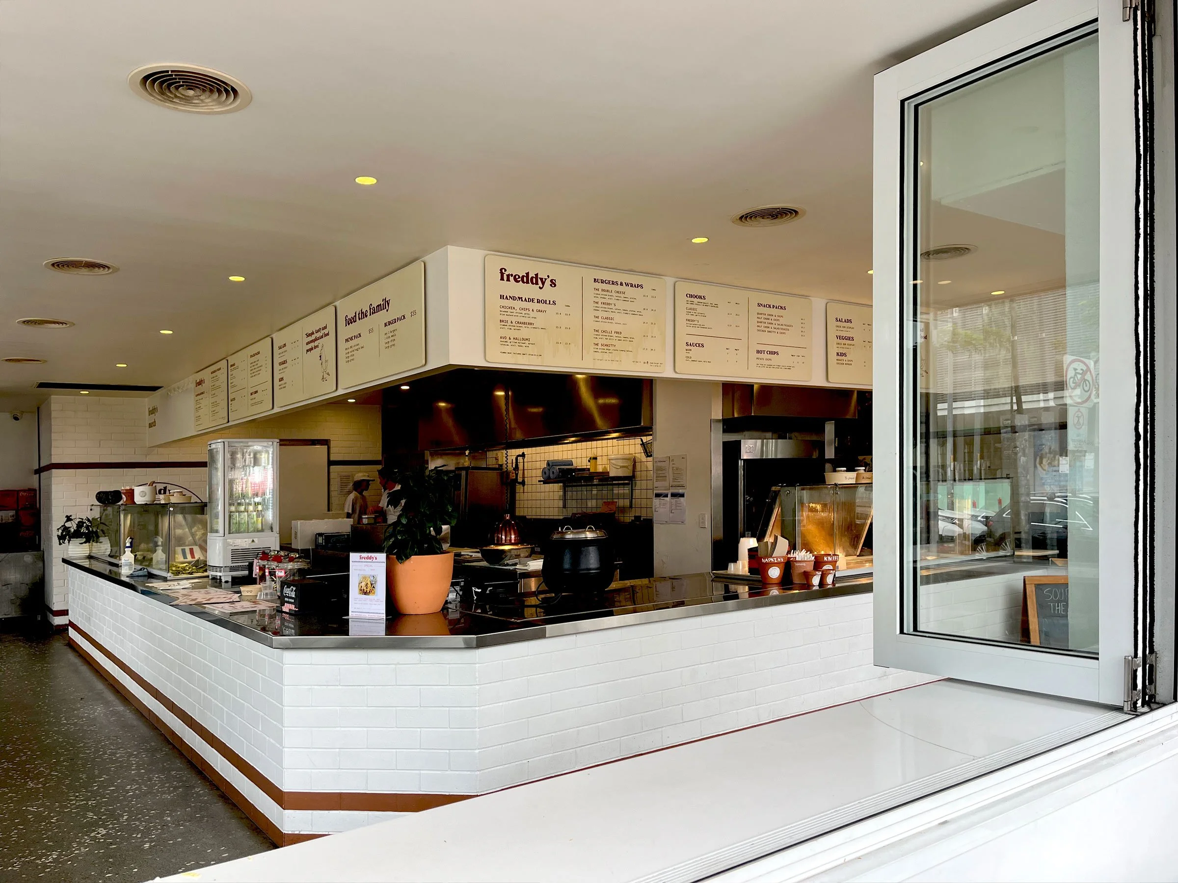 freddys-restaurant-builder-gold-coast-2.jpg
