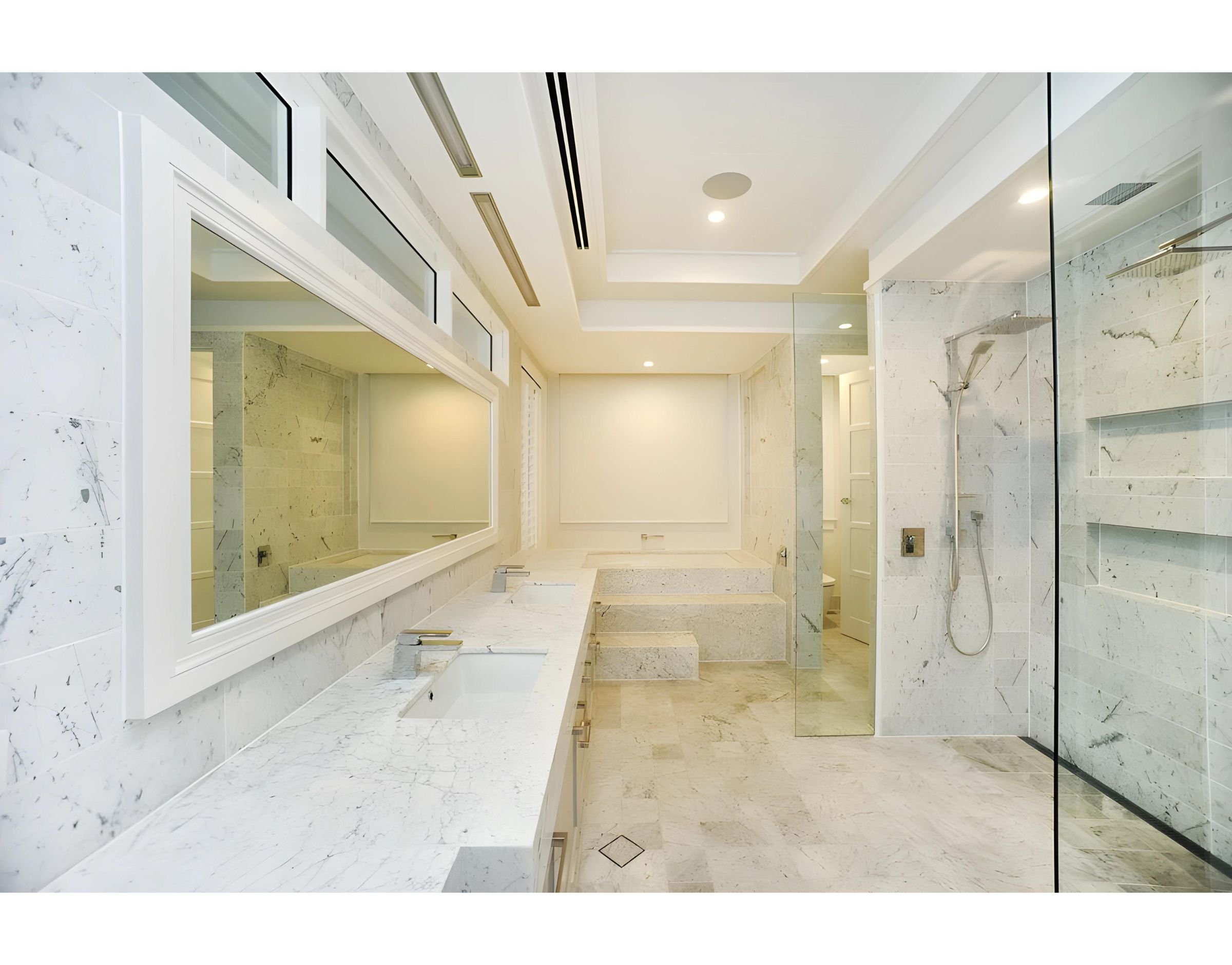 RESIDENTIAL LUXURY HOME BUILDS — DUNCORB Builders - Luxury Residential Construction Companies
