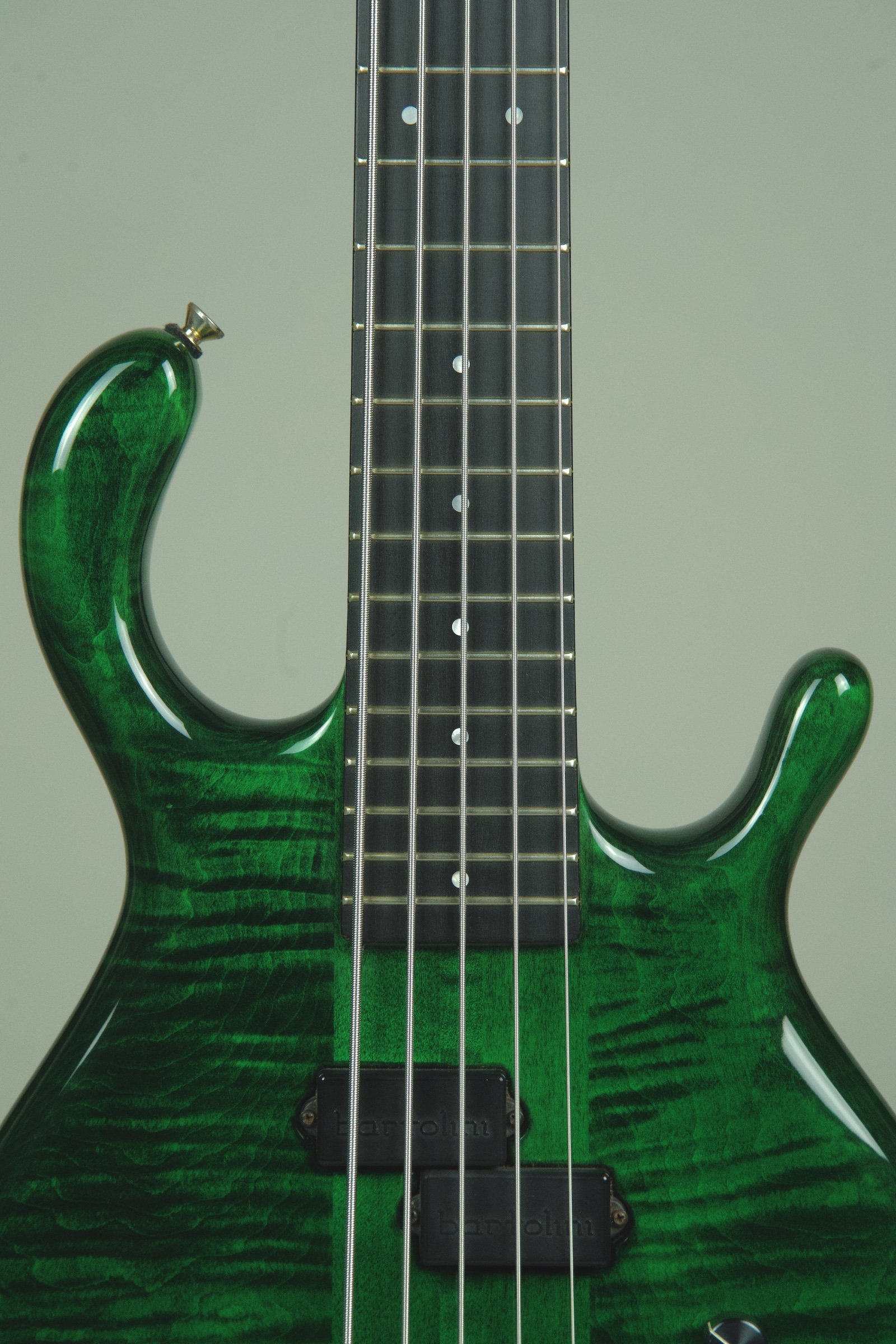 Pedulla MVP 5 String Bass Guitar15.jpeg