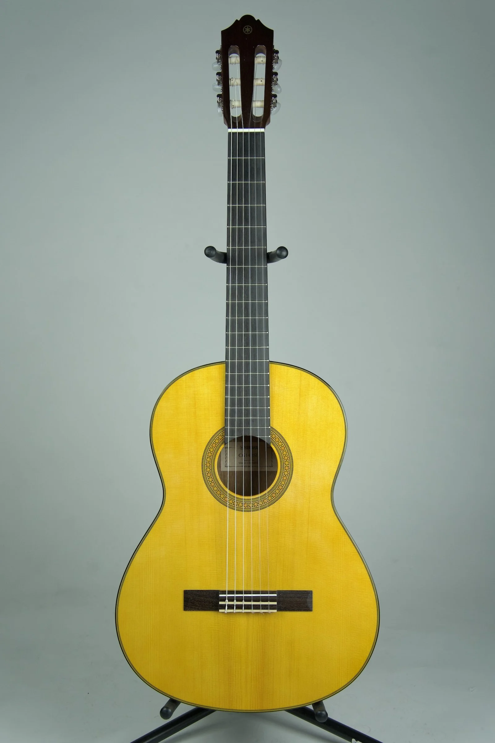 Yamaha CG142-SH Classical Guitar1.jpeg