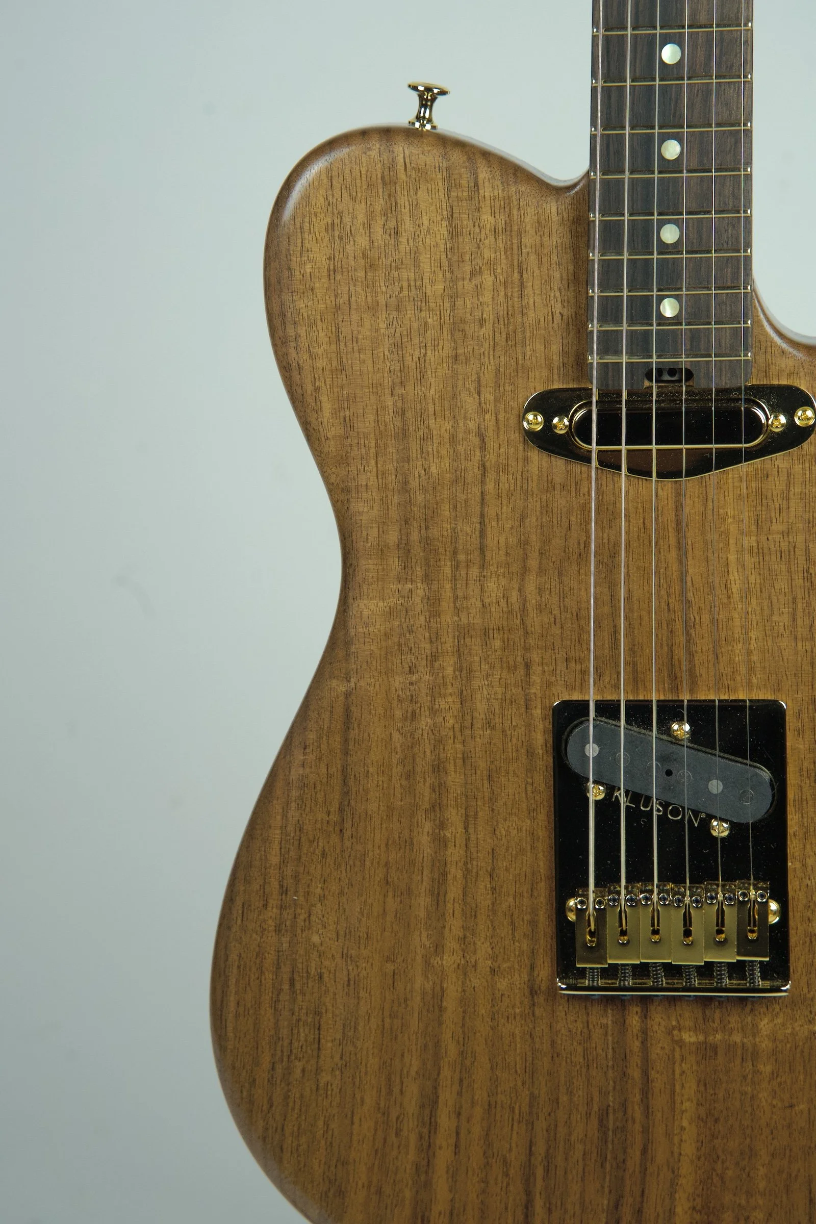 Stosh T-3 Electric Guitar - Natural Walnut8.jpeg