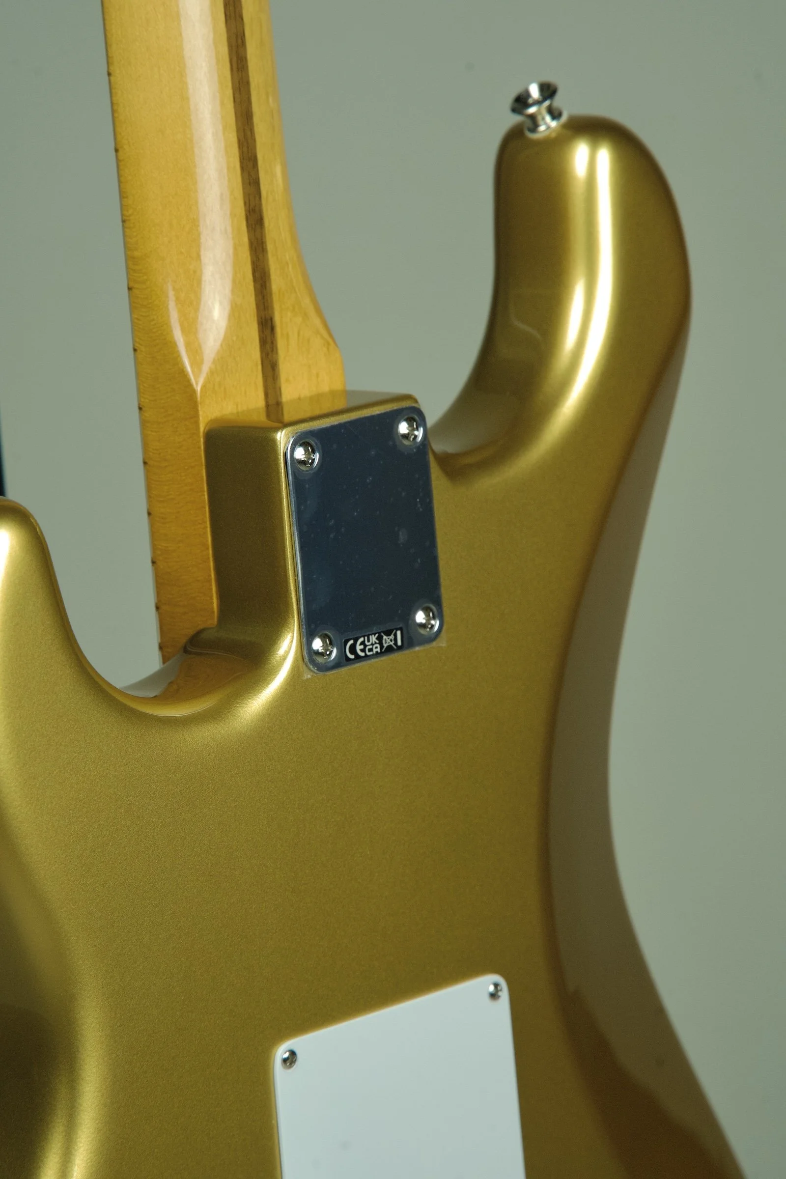 Fender Vintera III Late '50s Stratocaster Electric Guitar - Aztec Gold20.jpeg