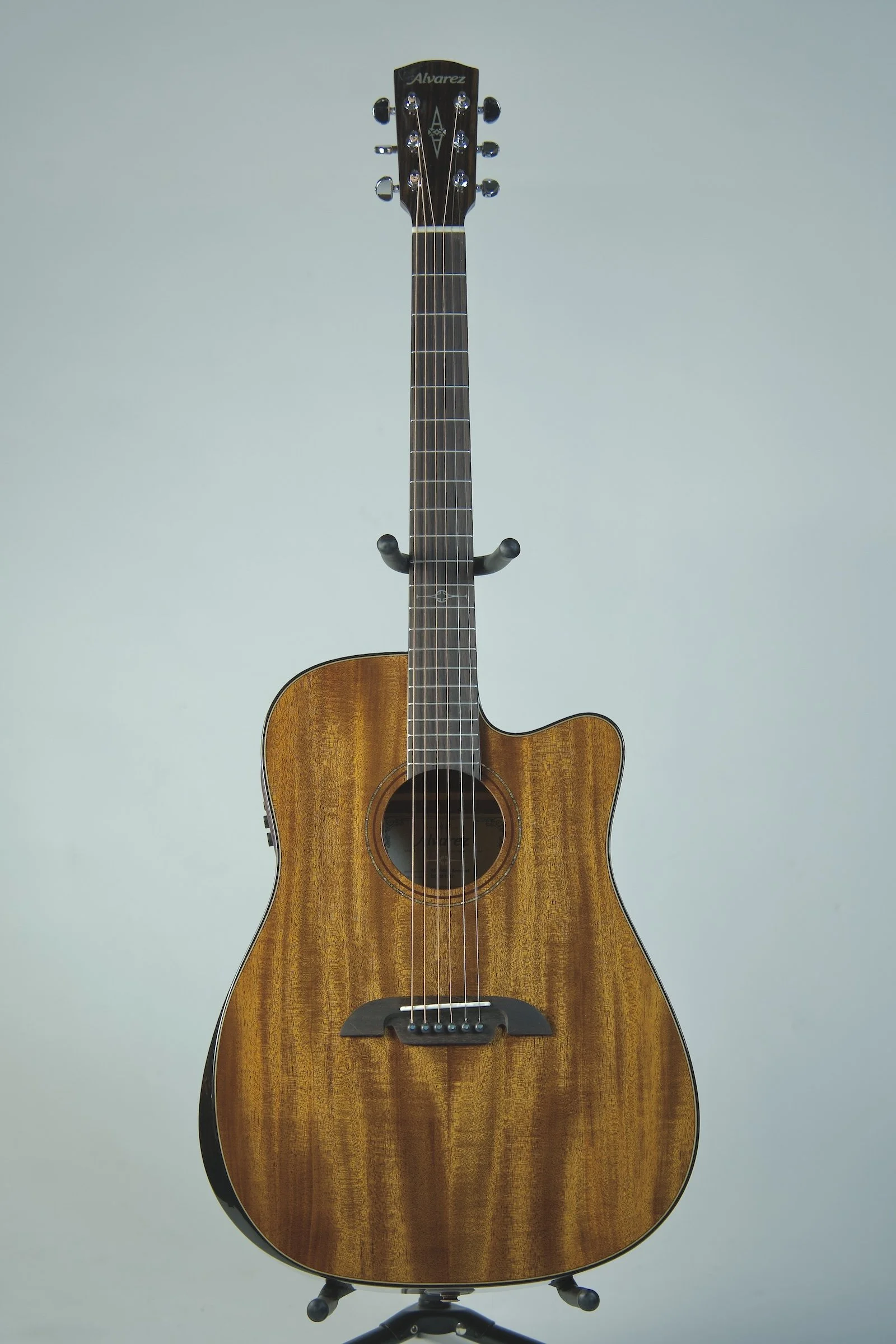 Alvarez AED66CE Acoustic Guitar1.jpeg