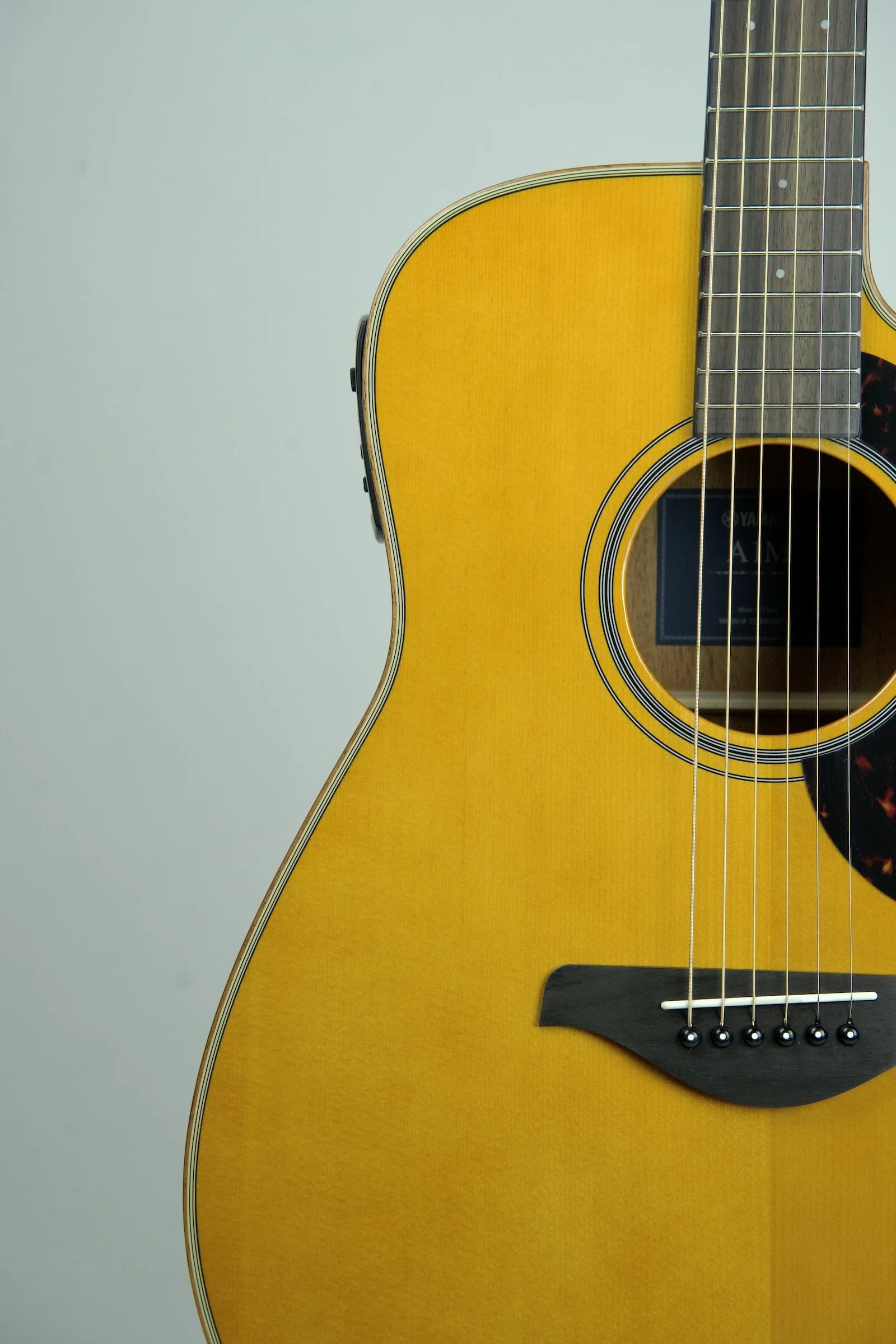 Yamaha A1M VN Acoustic Electric Guitar23.jpeg