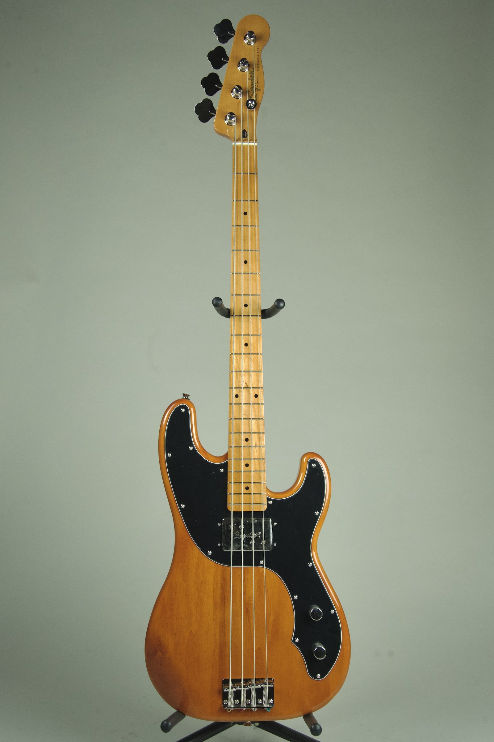 Squier Classic Vibe Telecaster Bass Guitar1.jpeg