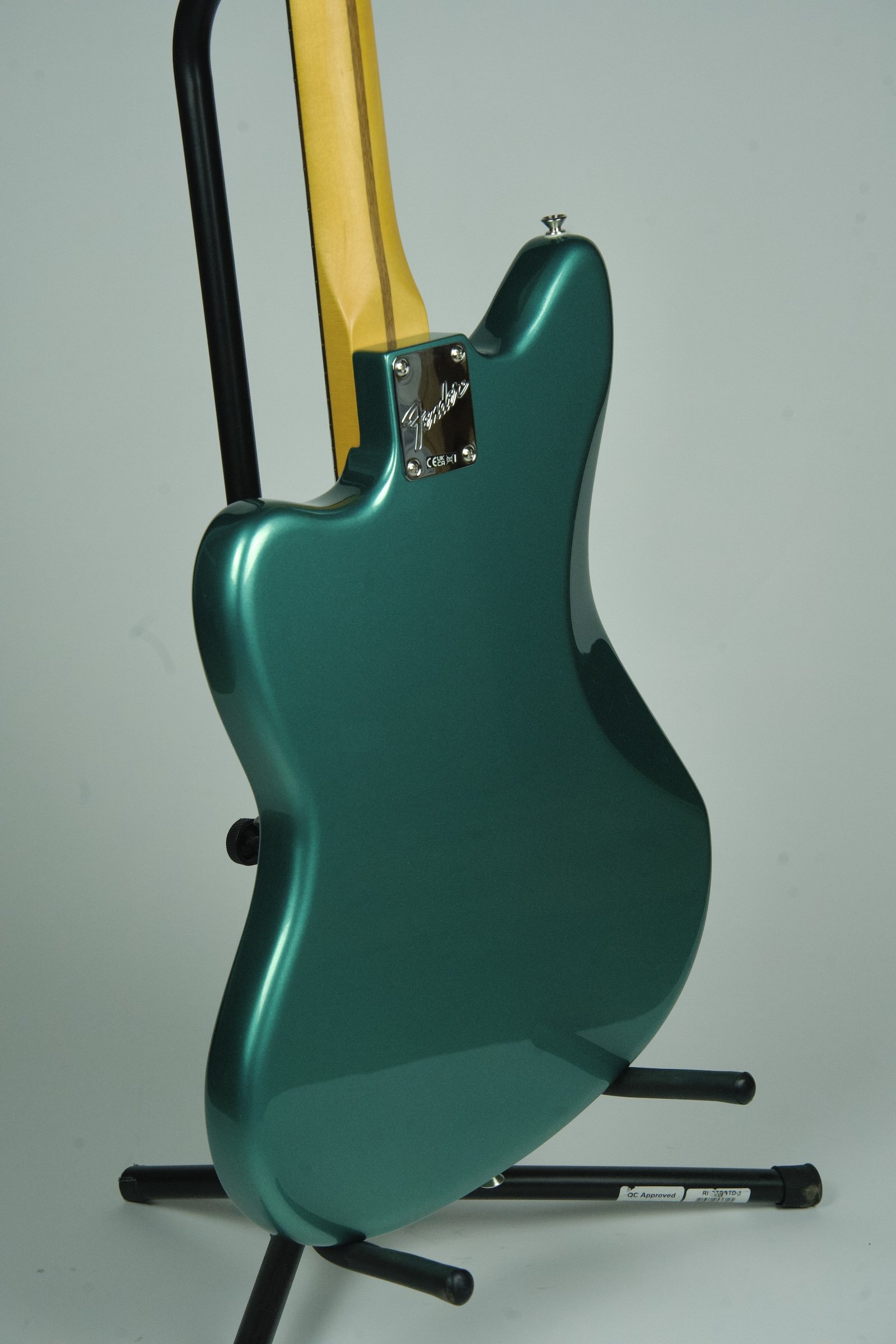Fender American Professional Classic Jazzmaster - Faded Sherwood Green14.jpeg