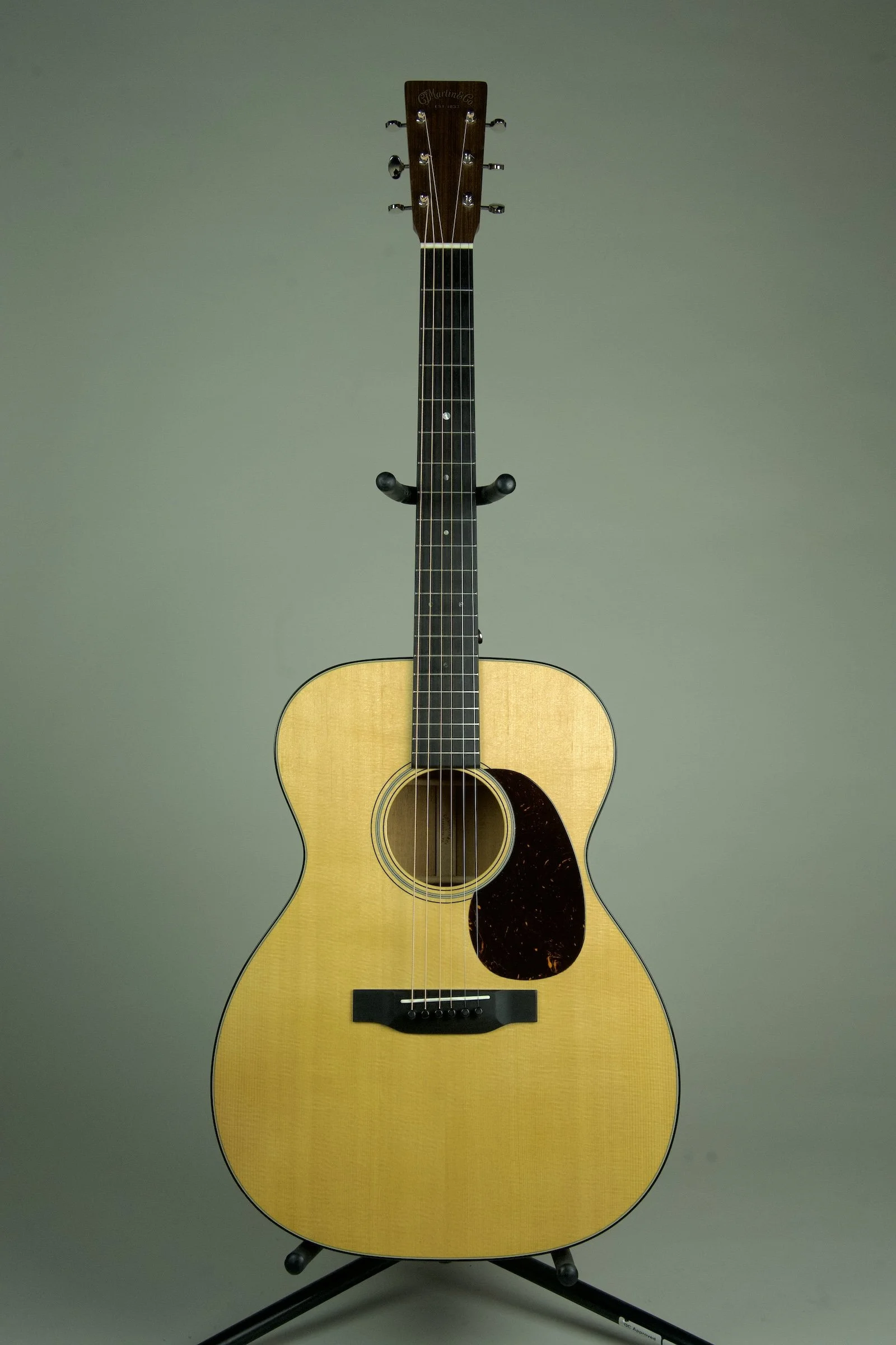 Used Martin OOO-18 Acoustic Guitar4.jpeg