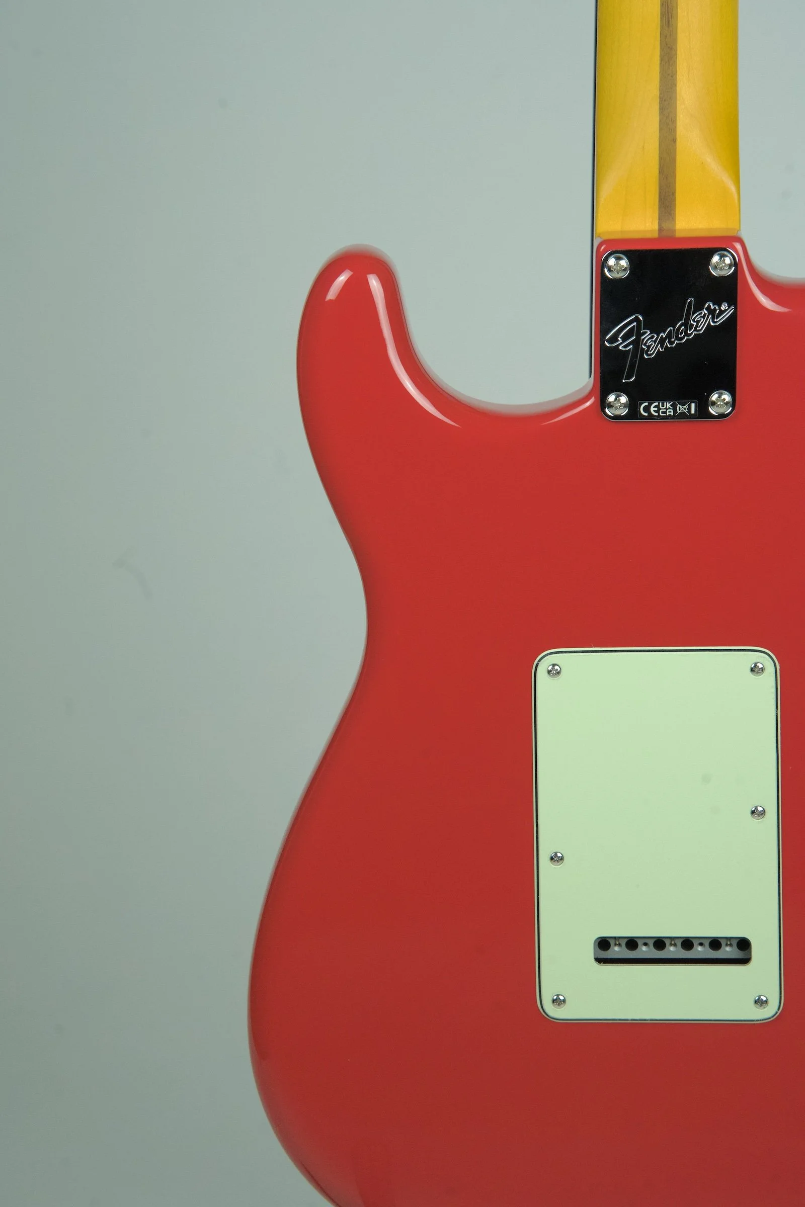 Fender American Professional Classic Stratocaster - Dakota Red17.jpeg