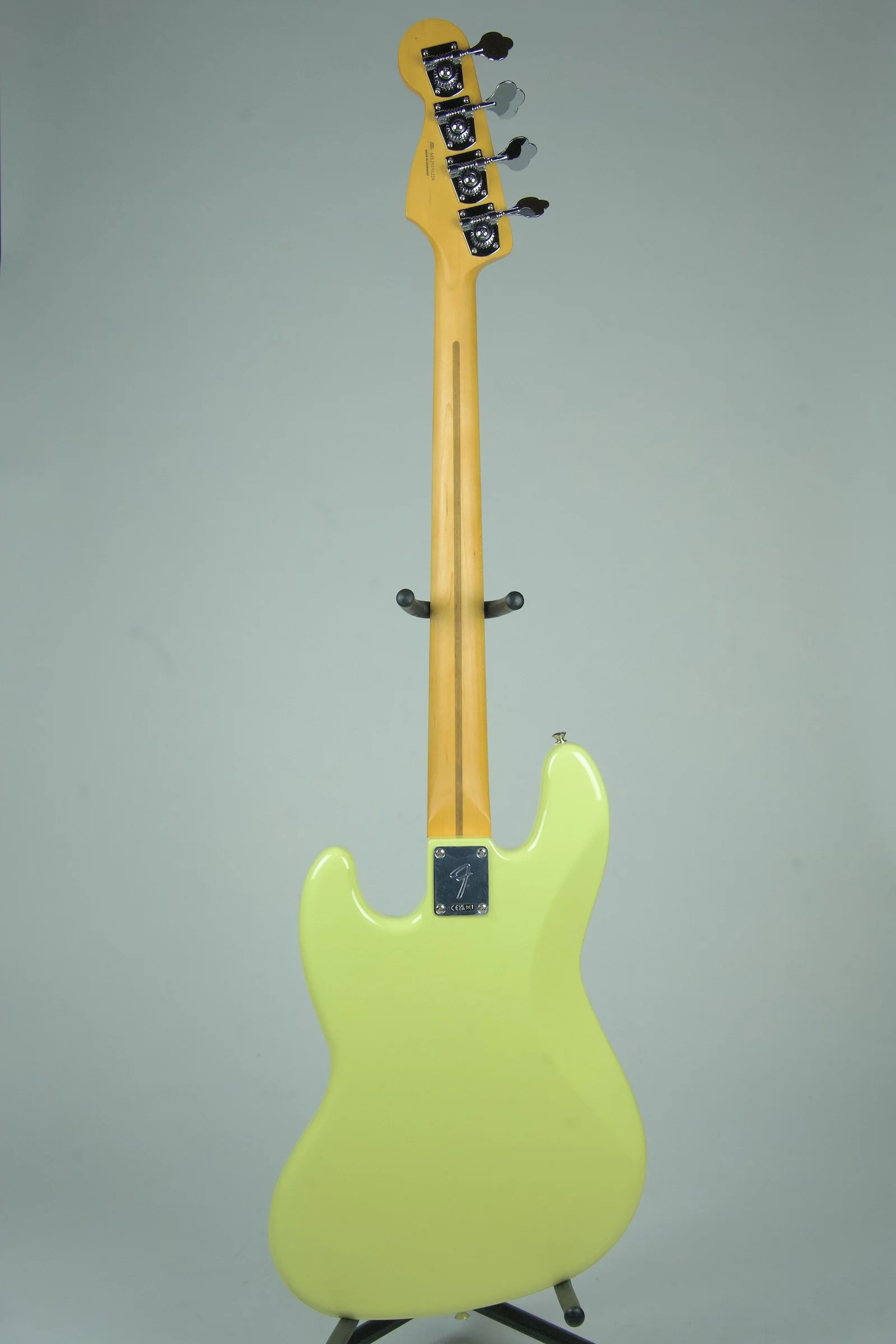 Fender Player II Jazz Bass - Hialeah Yellow8.jpeg