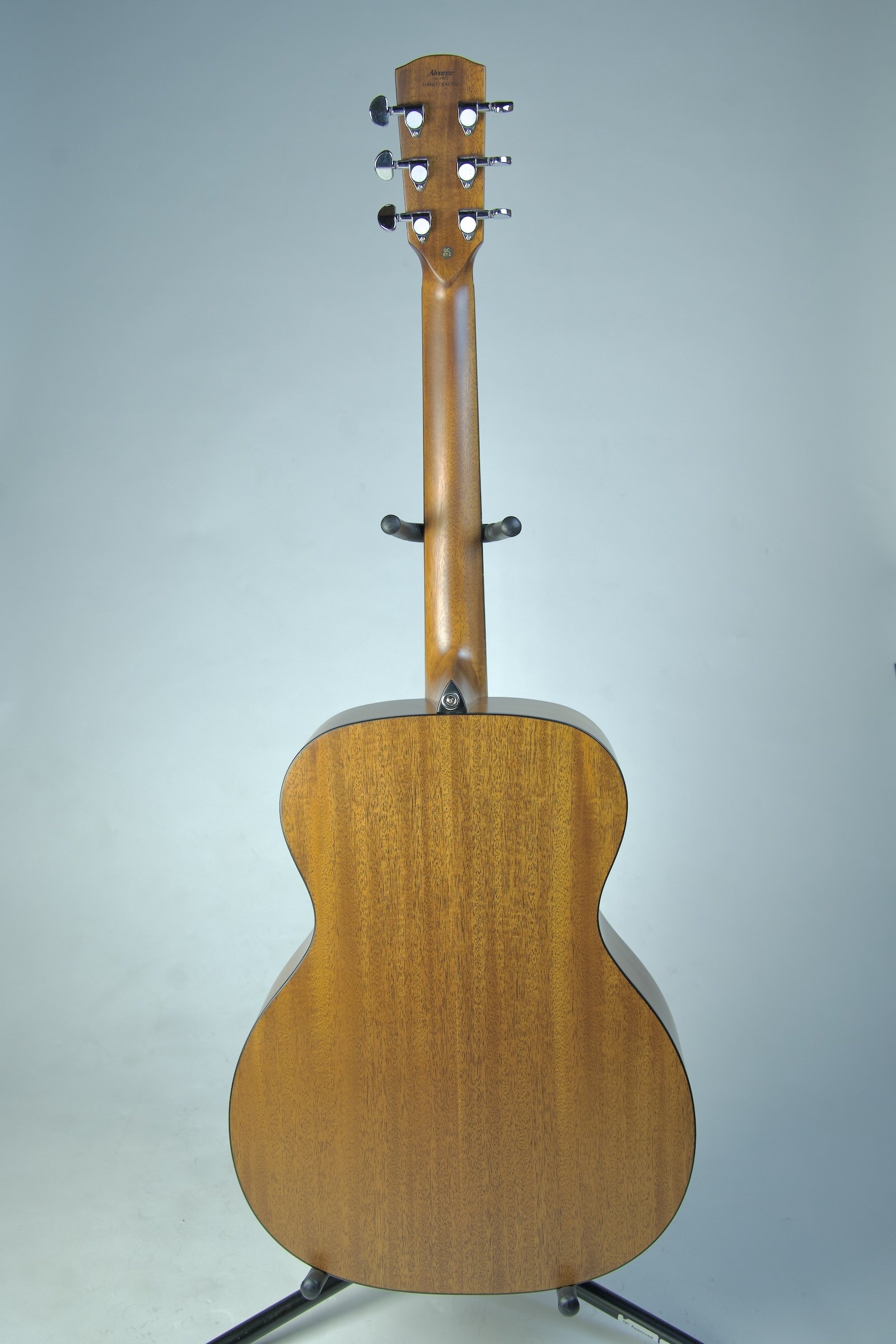 Alvarez AF60_Shadowburst Artist Series Acoustic Guitar4.jpeg