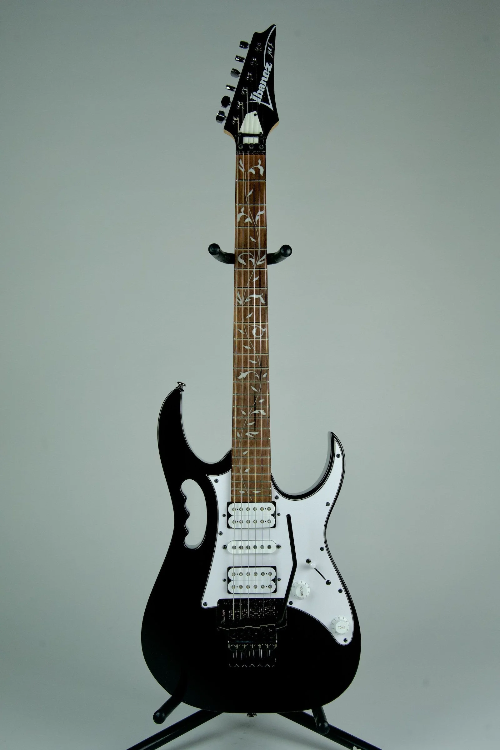 Ibanez Steve Vai Signature Jem JR Electric Guitar - Black1.jpeg