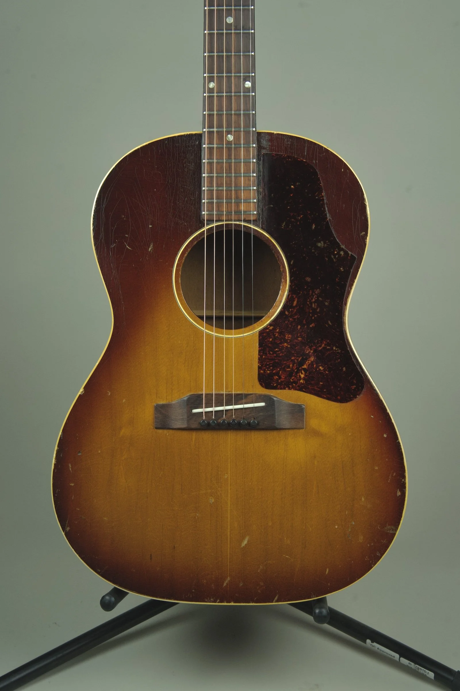 1964 Gibson LG-1  Acoustic Guitar2.jpeg