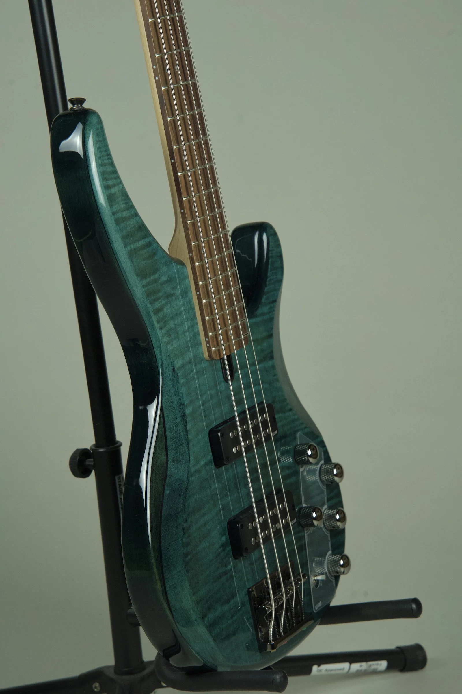 Yamaha TRBX604FM 4-string Bass Guitar - Indigo Blue17.jpeg