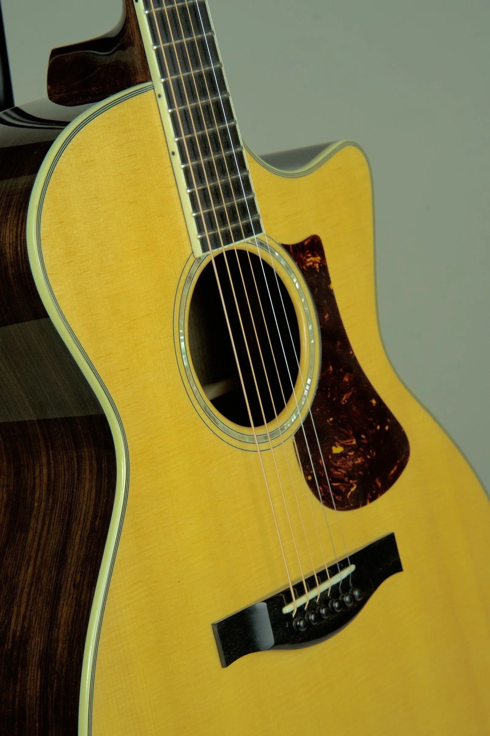 Used Eastman AC422CE Acoustic Electric Guitar16.jpeg
