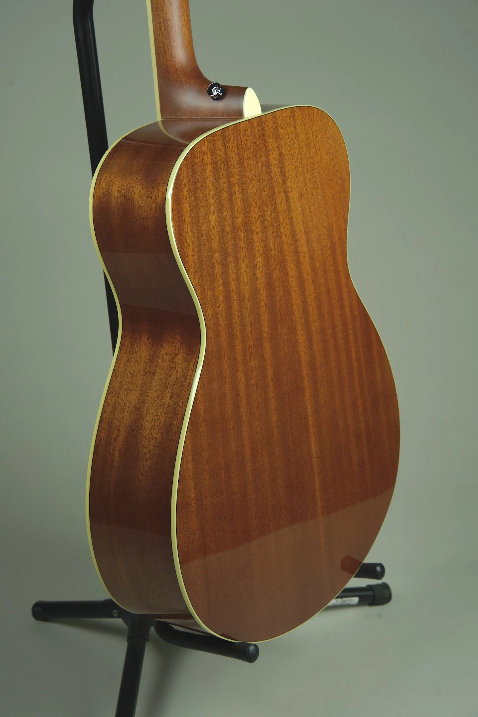 Yamaha FS820 Acoustic Guitar10.jpeg
