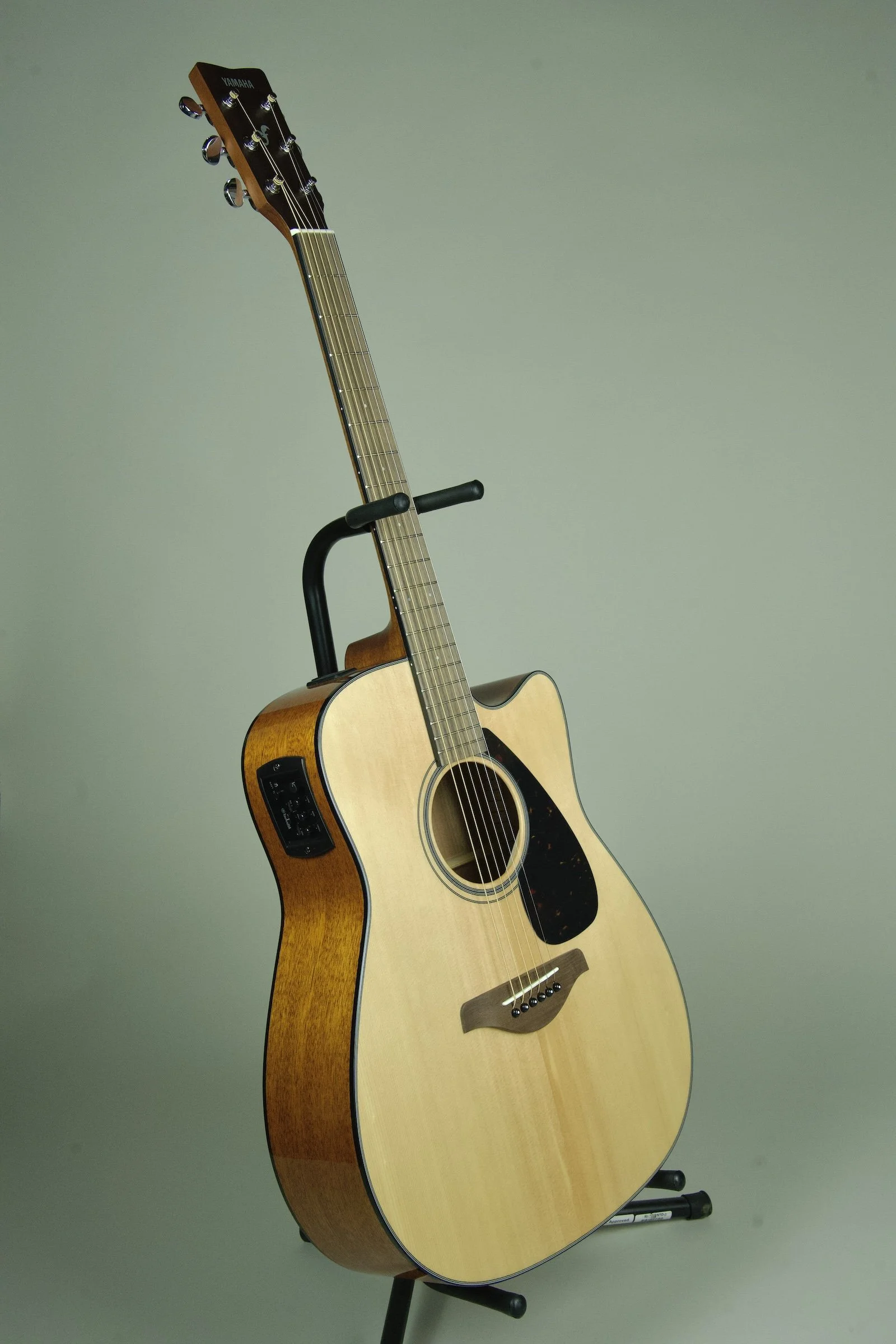 Yamaha FGX800C Dreadnought Cutaway Acoustic-electric Guitar - Natural9.jpeg