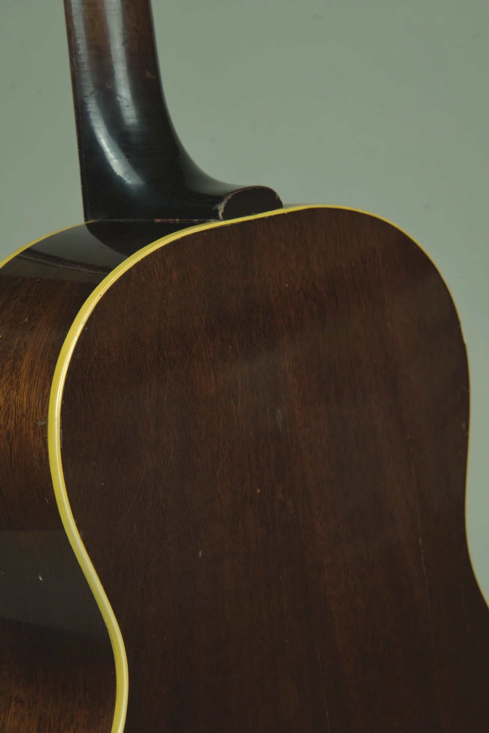 1964 Gibson LG-1  Acoustic Guitar26.jpeg