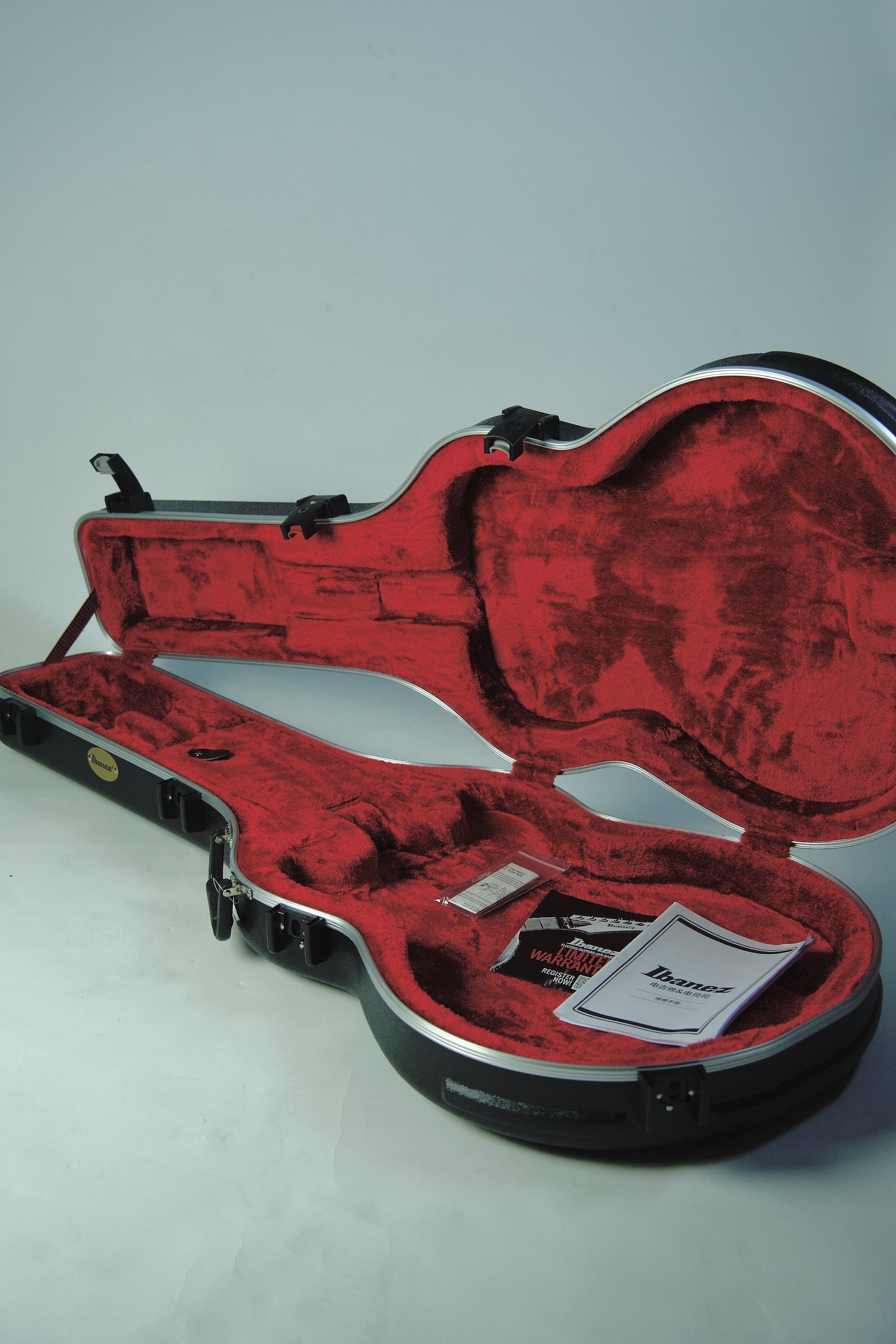 Ibanez_JS10EM_John Scofield_SemiHollow_Guitar12.jpeg