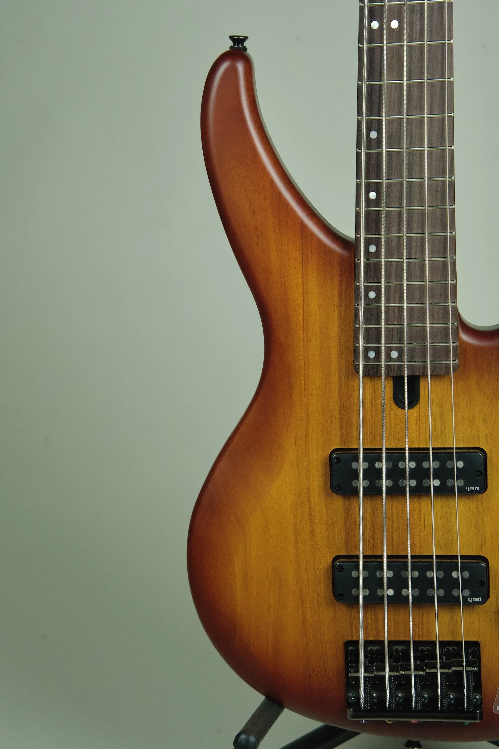 Yamaha TRBX505 5-string Bass Guitar - Brick Burst4.jpeg