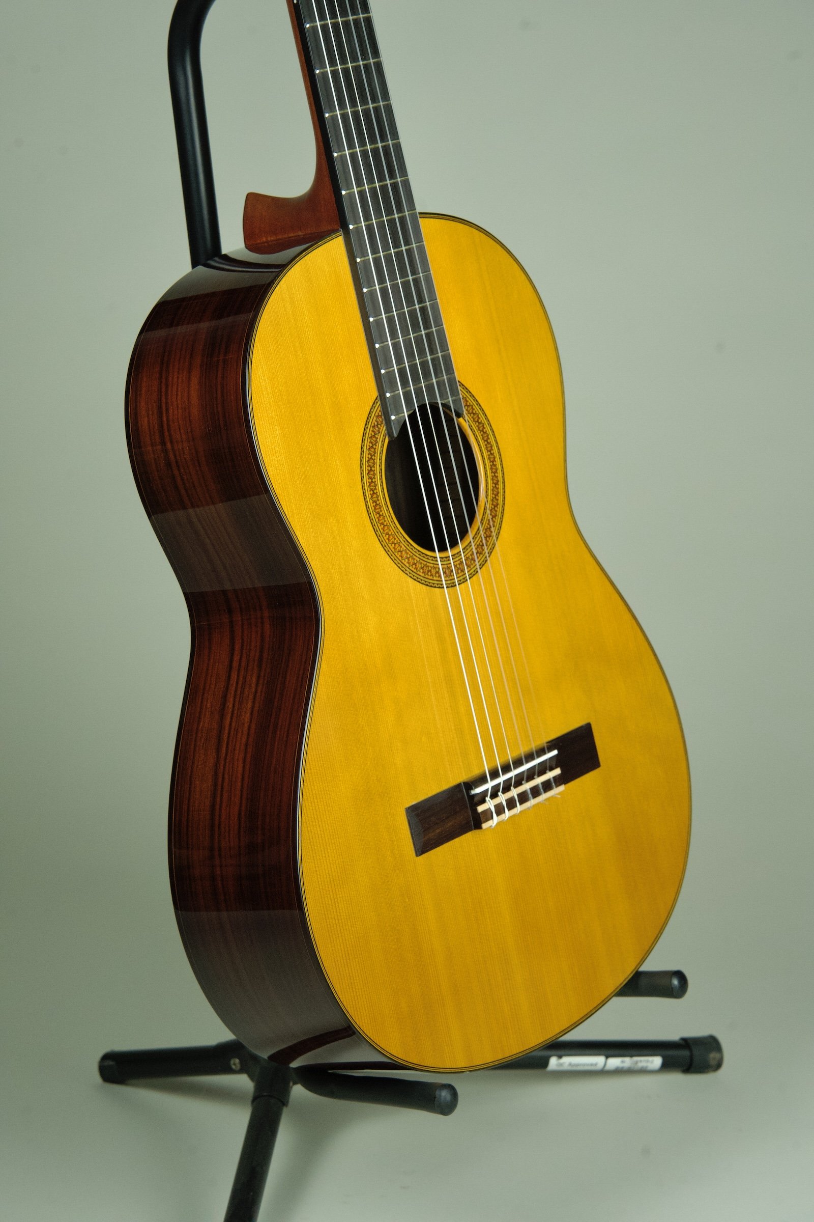 Yamaha CG182 Classical Guitar12.jpeg