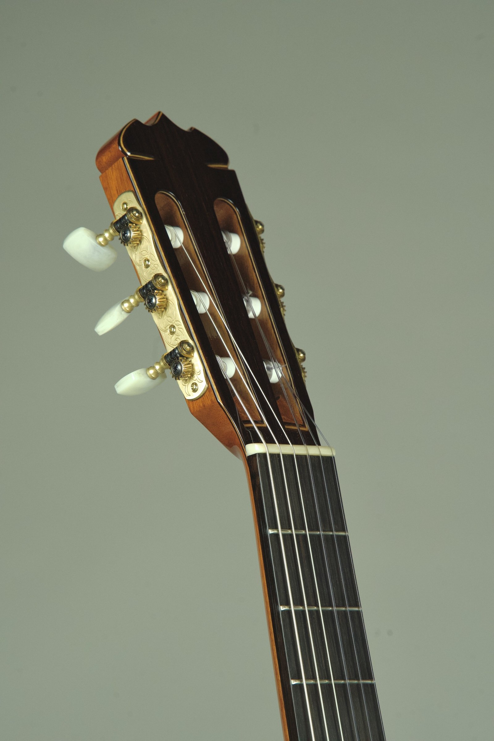 Used Alvarez CYM75 Classical Guitar18.jpeg