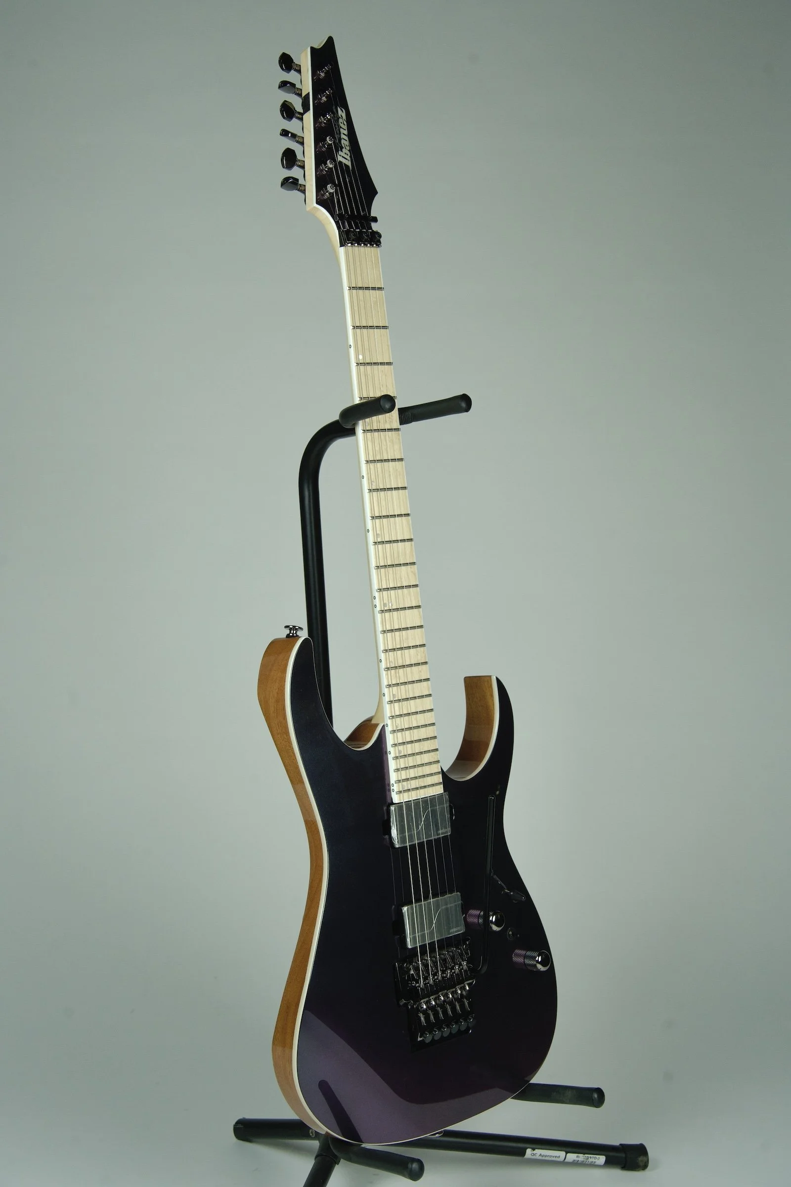 Ibanez Prestige RG5120 Electric Guitar - Polar Lights12.jpeg