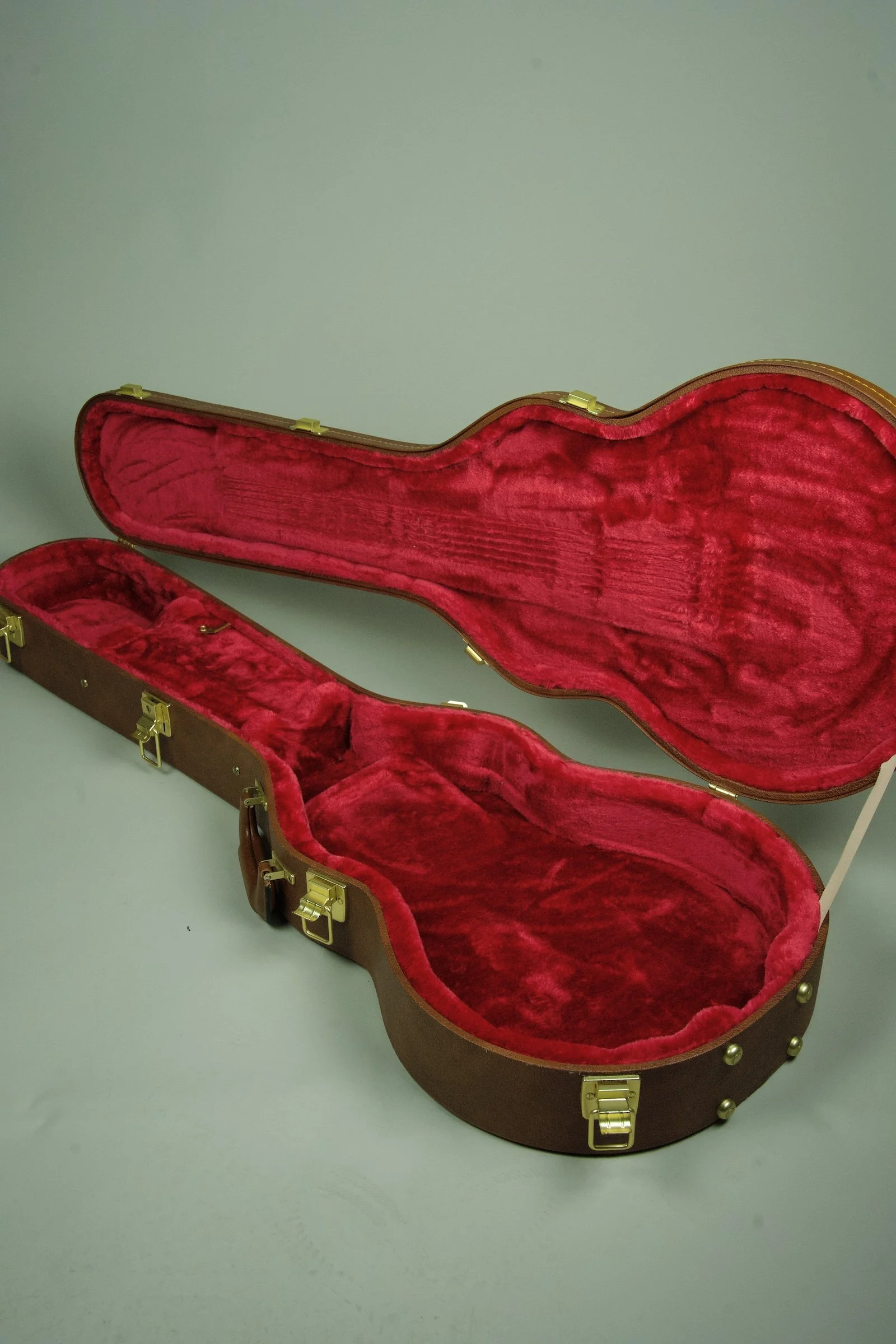 Gibson Custom Les Paul Custom Electric Guitar - Ebony, Ebony Fingerboard4.jpeg