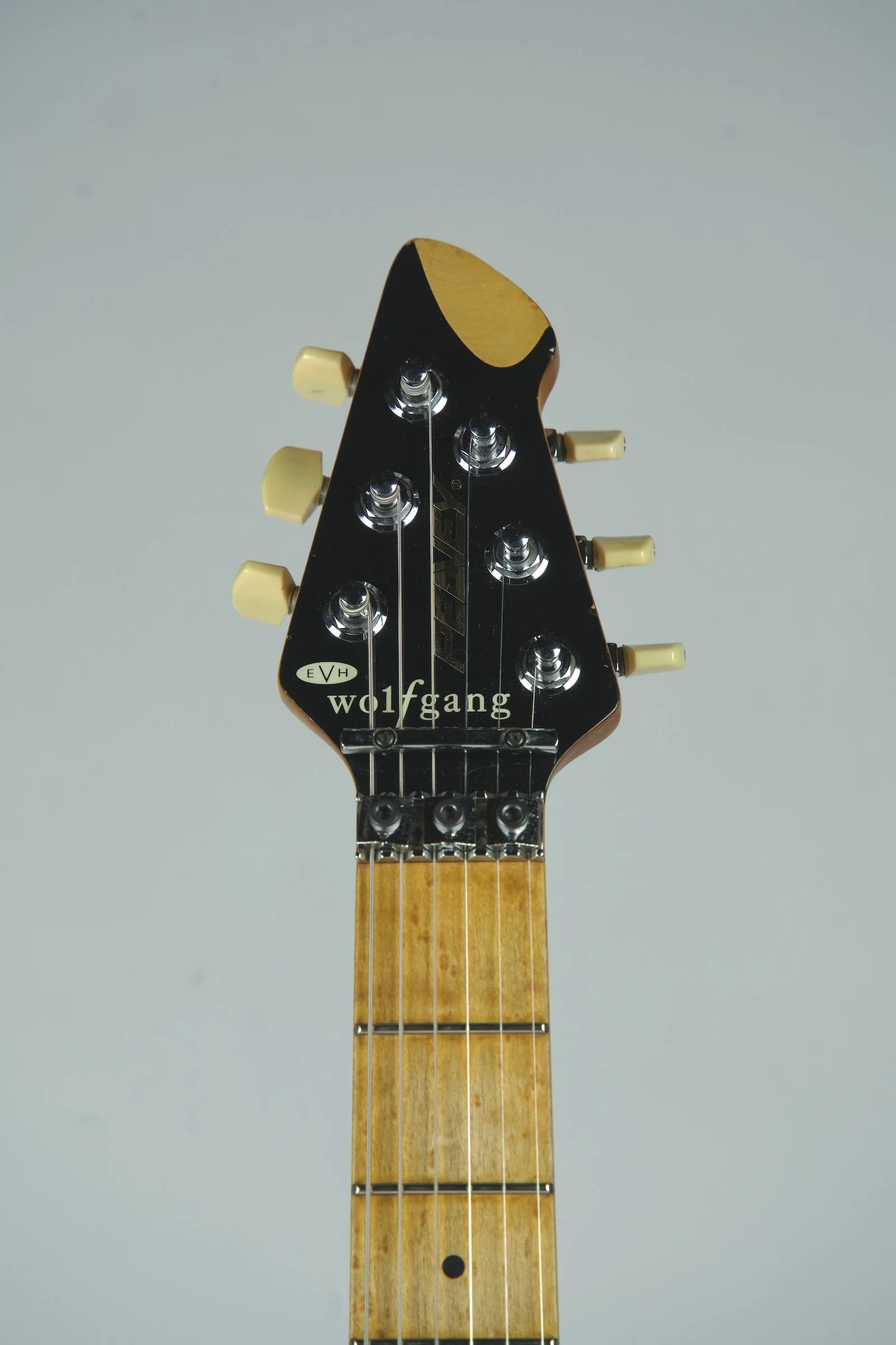 Used 1997 Peavey EVH Pat Pending Wolfgang Gloss Ivory Electric guitar3.jpeg