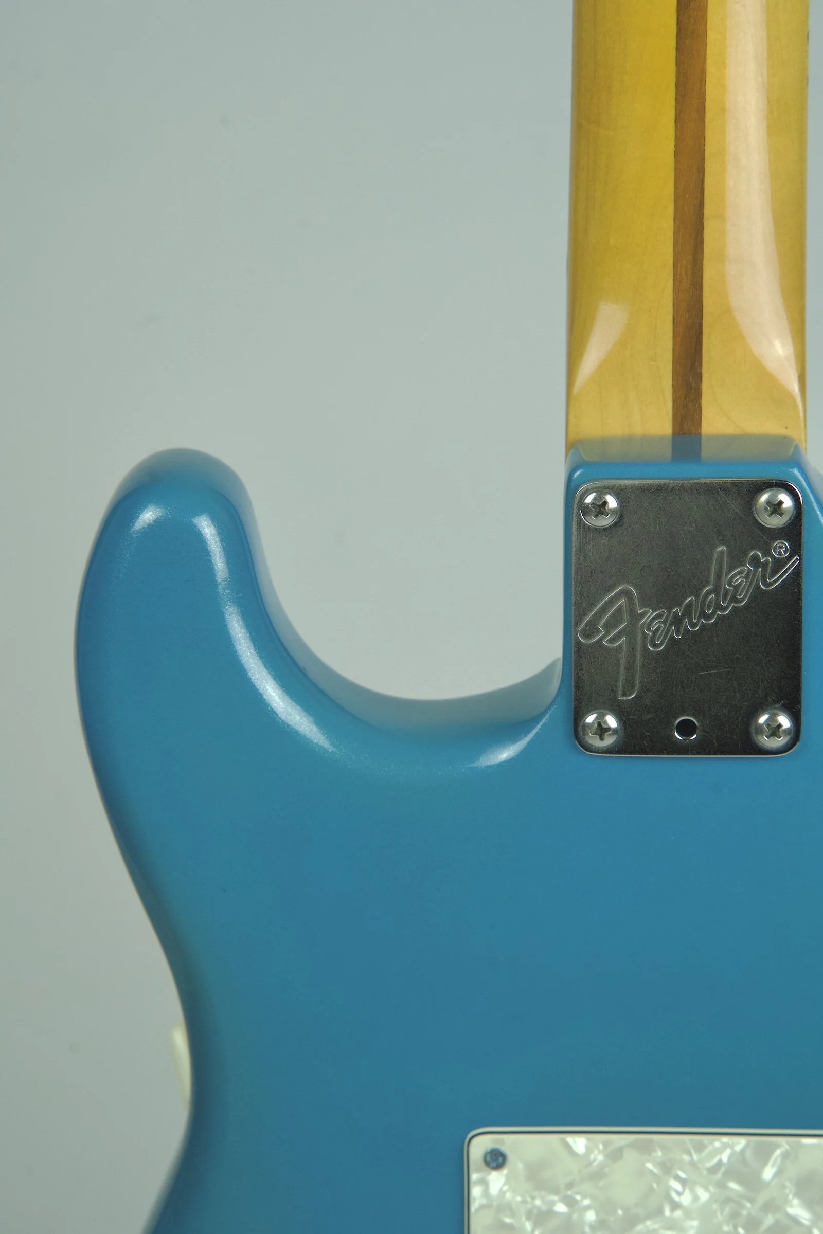 Used 1989 Fender USA Stratocaster Electric guitar - Blue11.jpeg