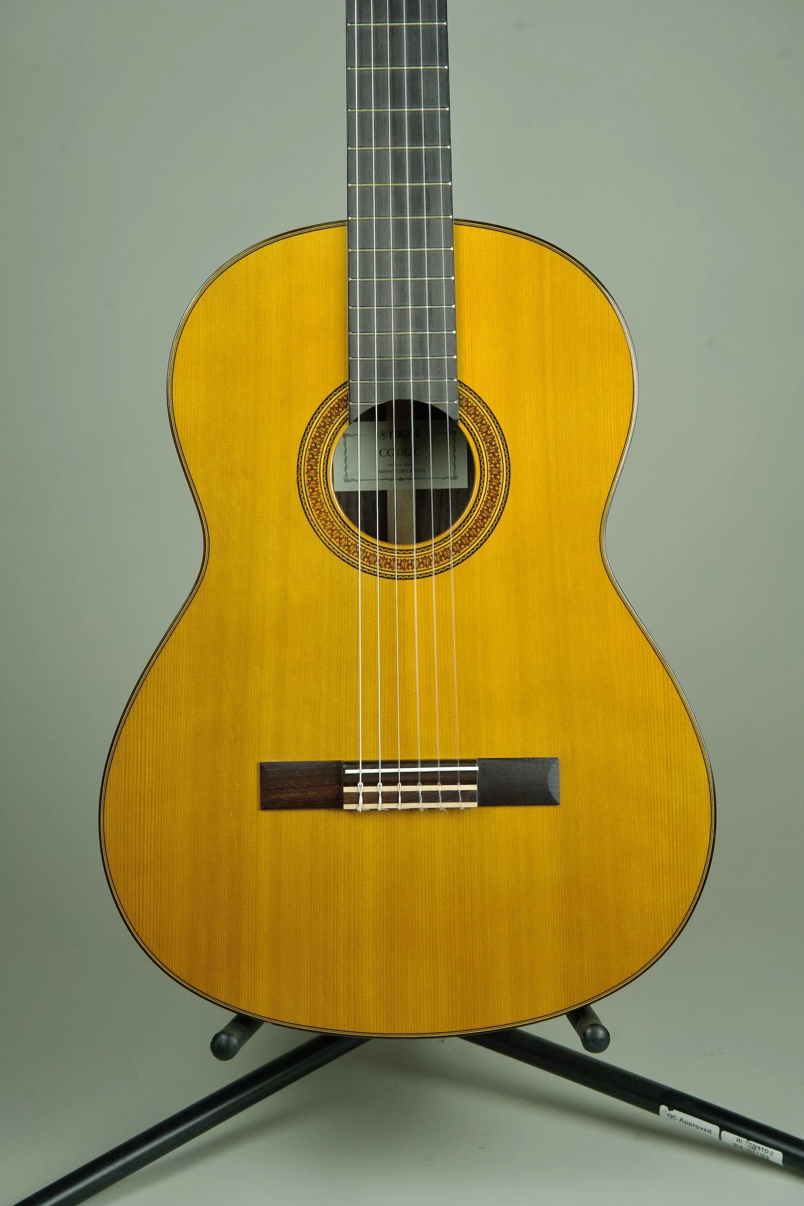 Yamaha CG182C Classical Acoustic Guitar