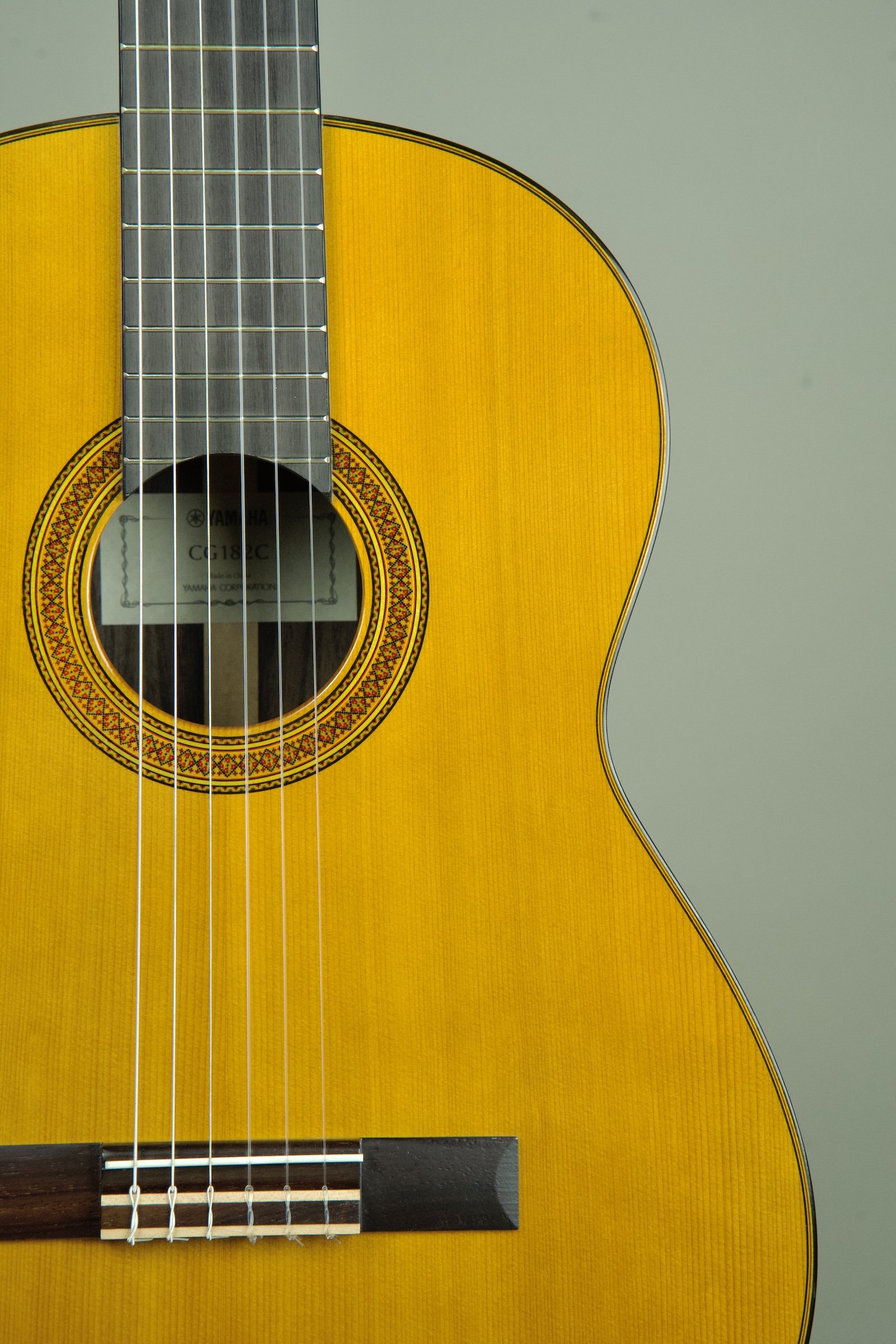 Yamaha CG182 Classical Guitar5.jpeg