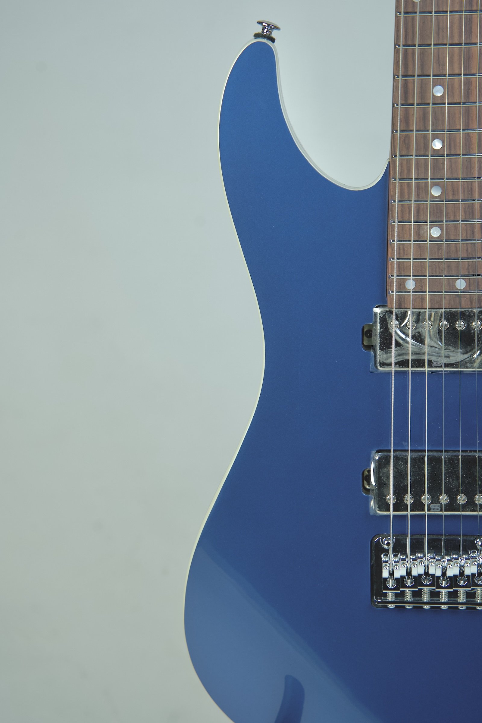 Ibanez Premioum AZ42P1 Electric Guitar Prussian Blue Metallic4.jpeg