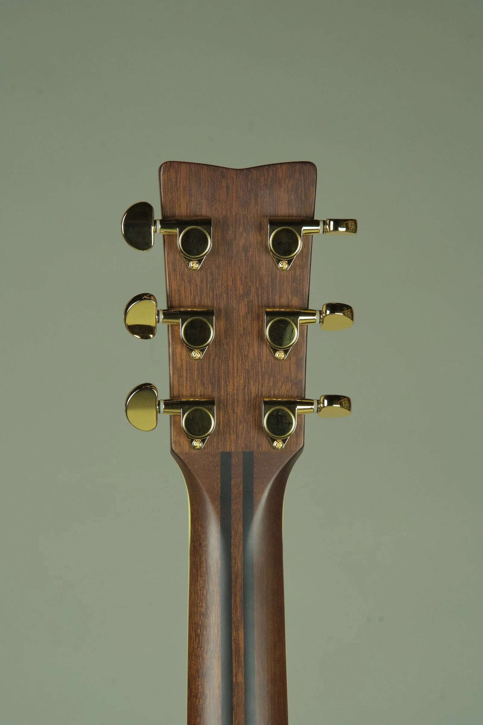 Yamaha LL16M ARE Original Jumbo Acoustic-electric Guitar - Natural10.jpeg