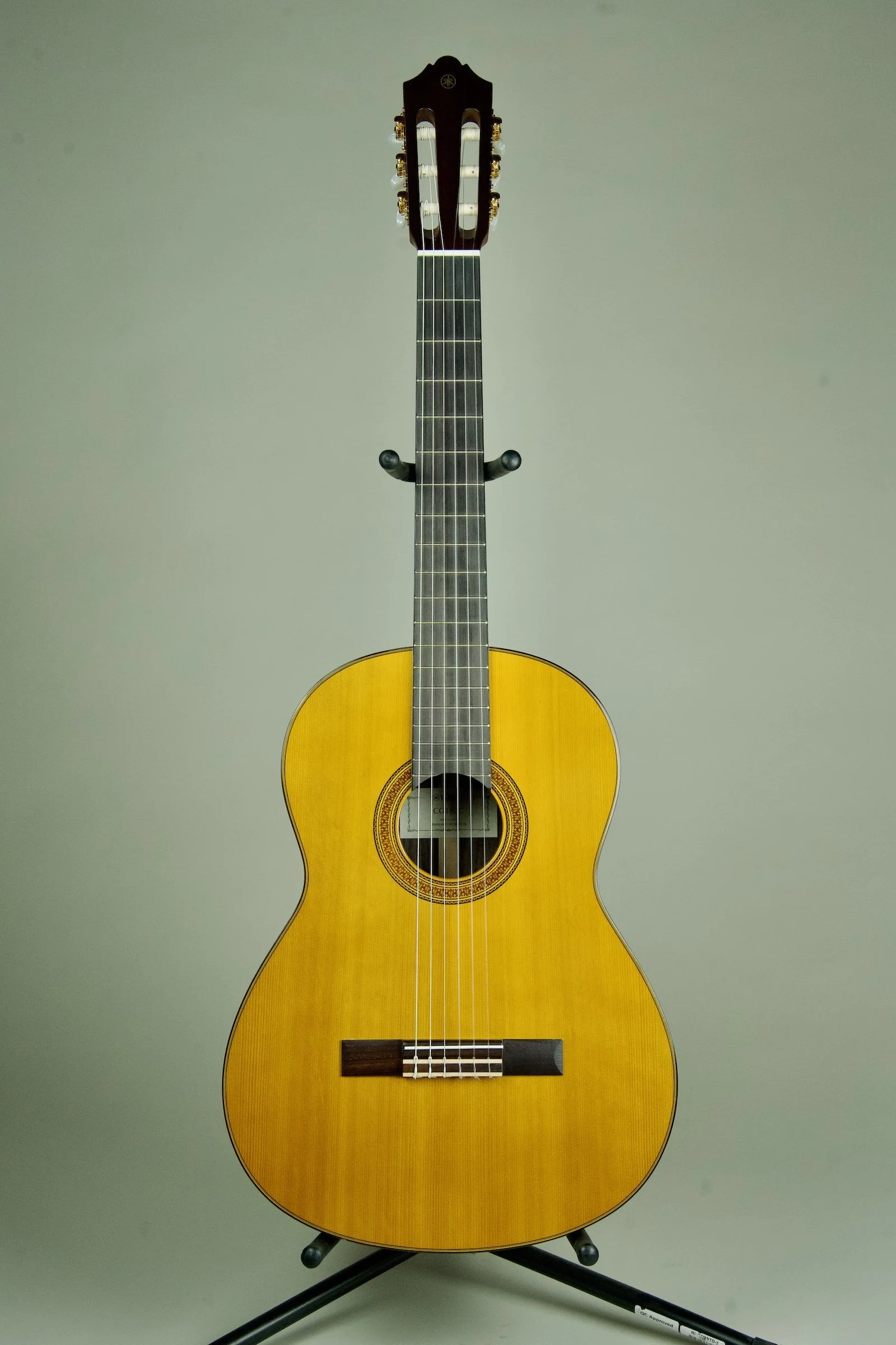 Yamaha CG182 Classical Guitar1.jpeg