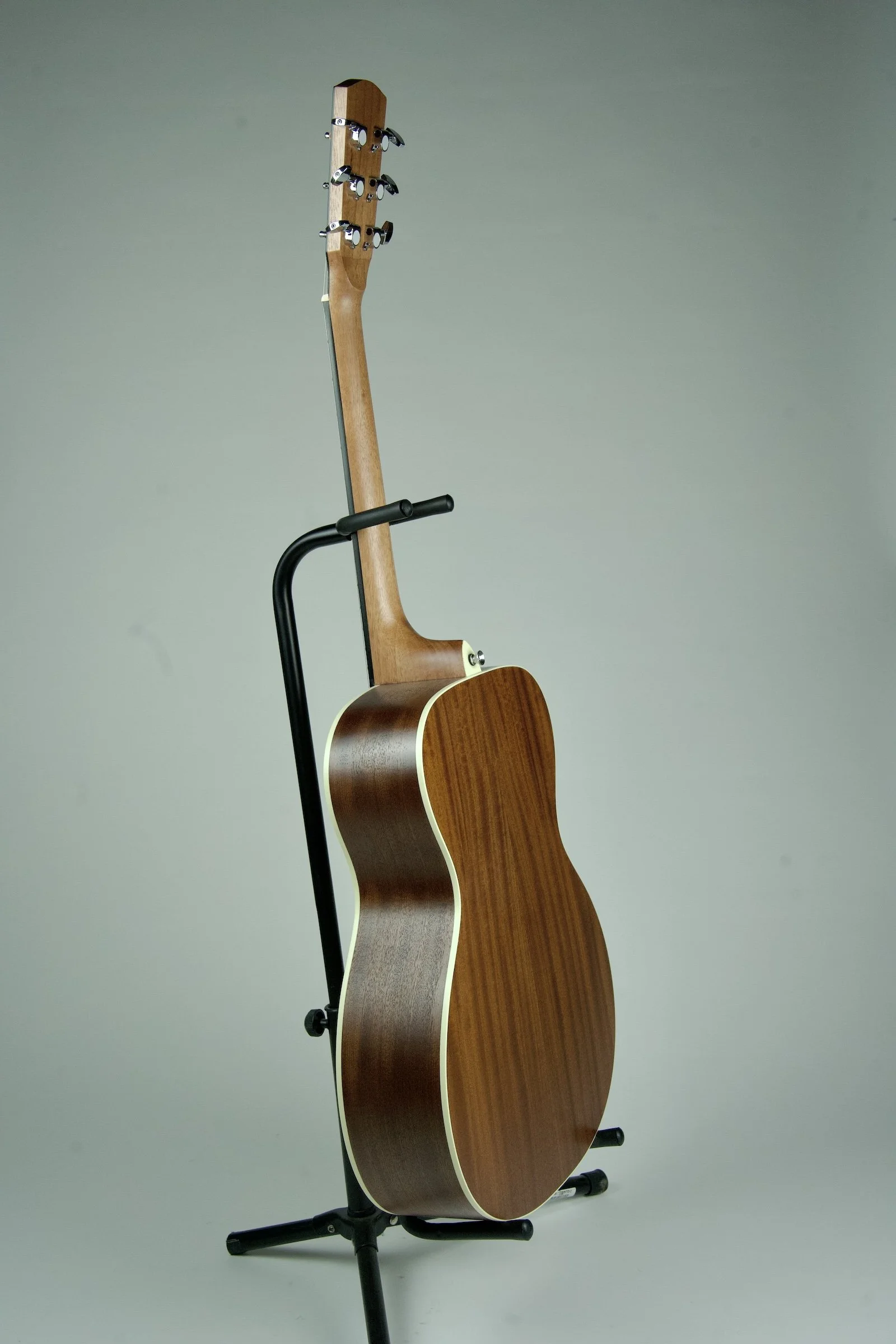 Alvarez RF26 Acoustic Guitar10.jpeg