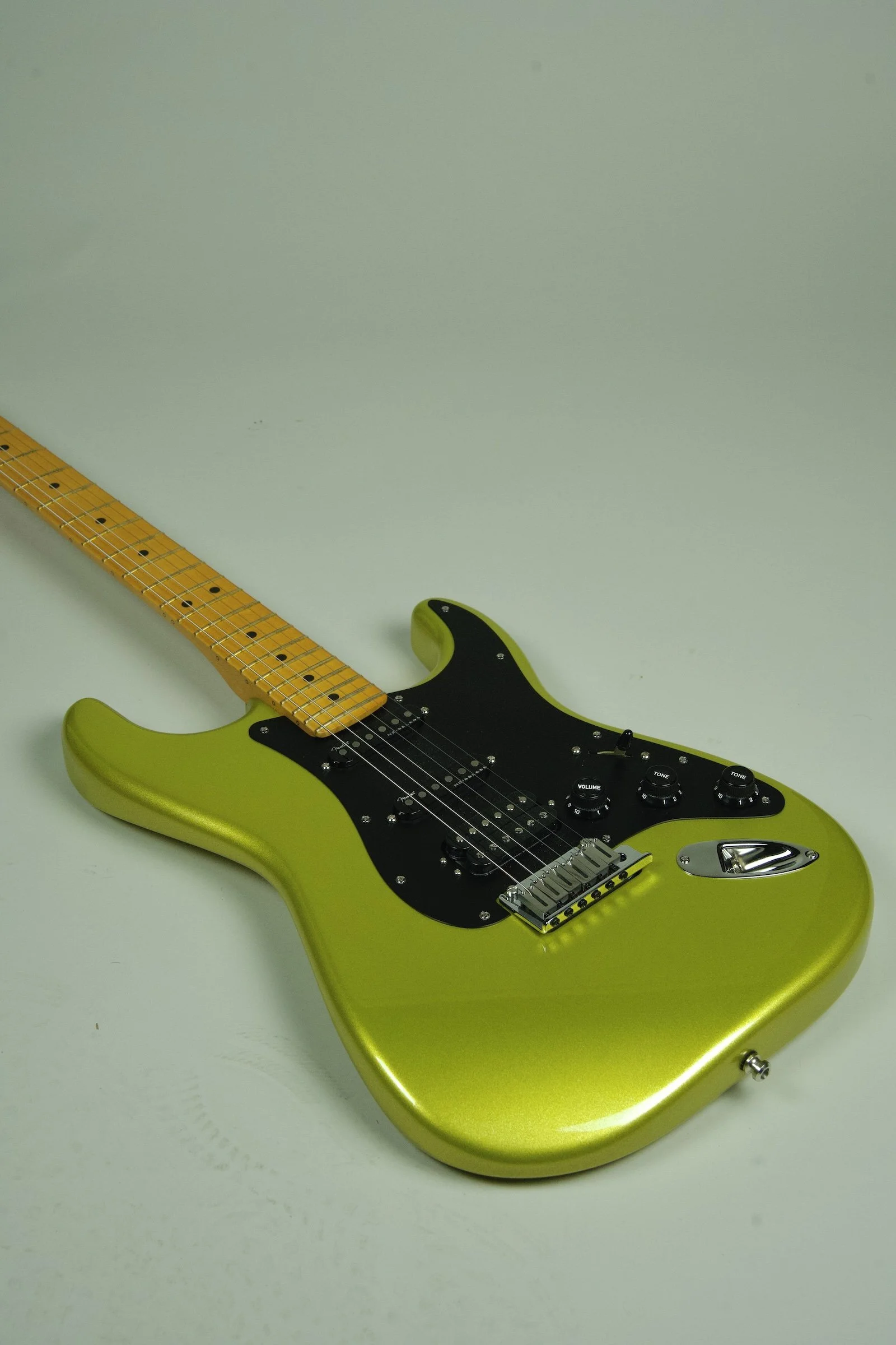 Used Fender American Ultra HSS Stratocaster - Solar Flare19.jpeg