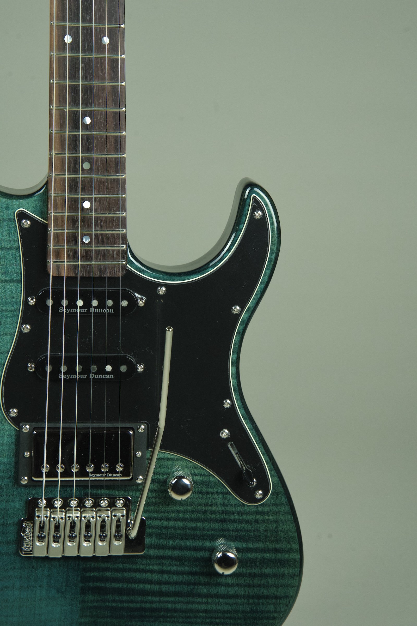 Yamaha Pacifica PAC612VIIFM Electric Guitar - Indigo Blue6.jpeg